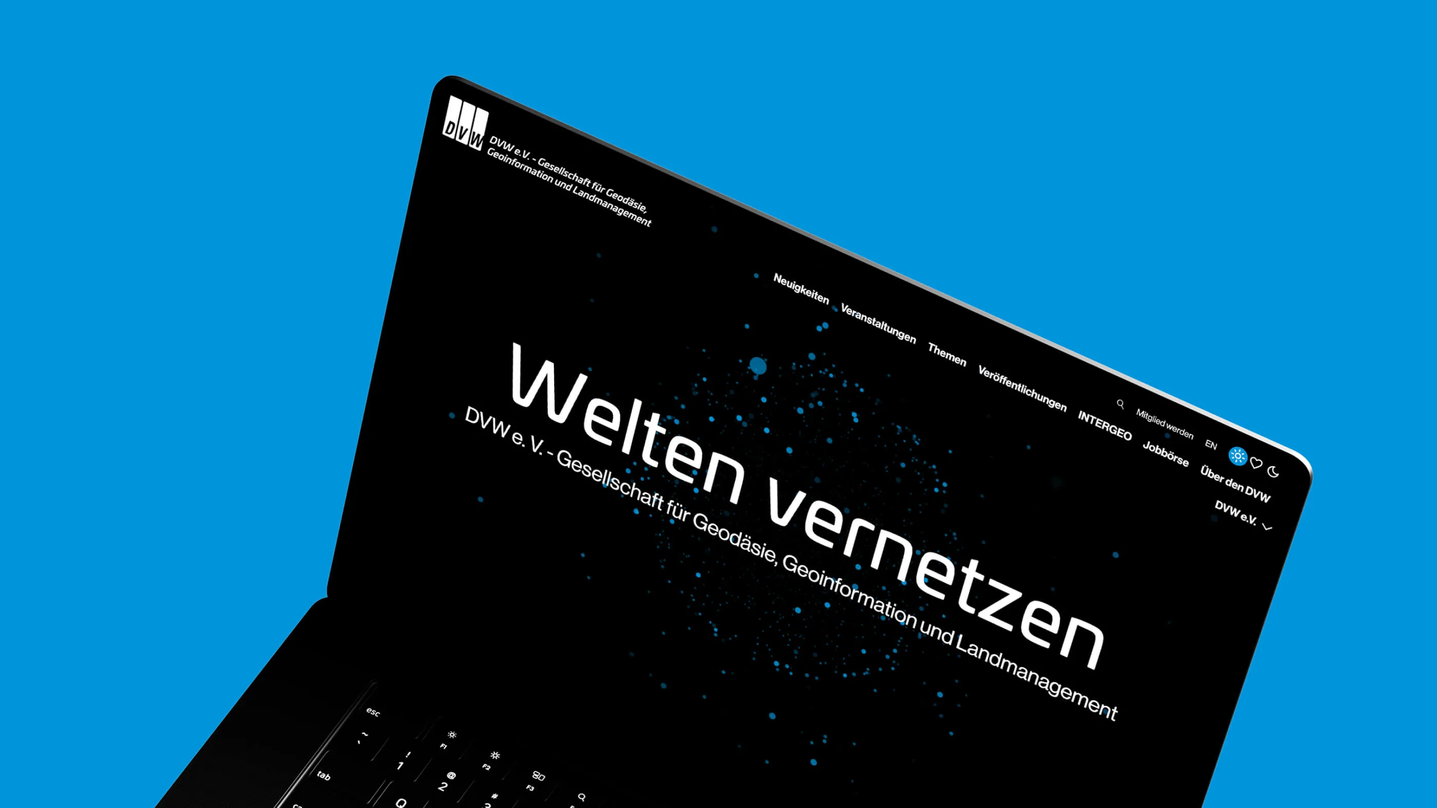 Laptop MockUp der Startseite des DVW