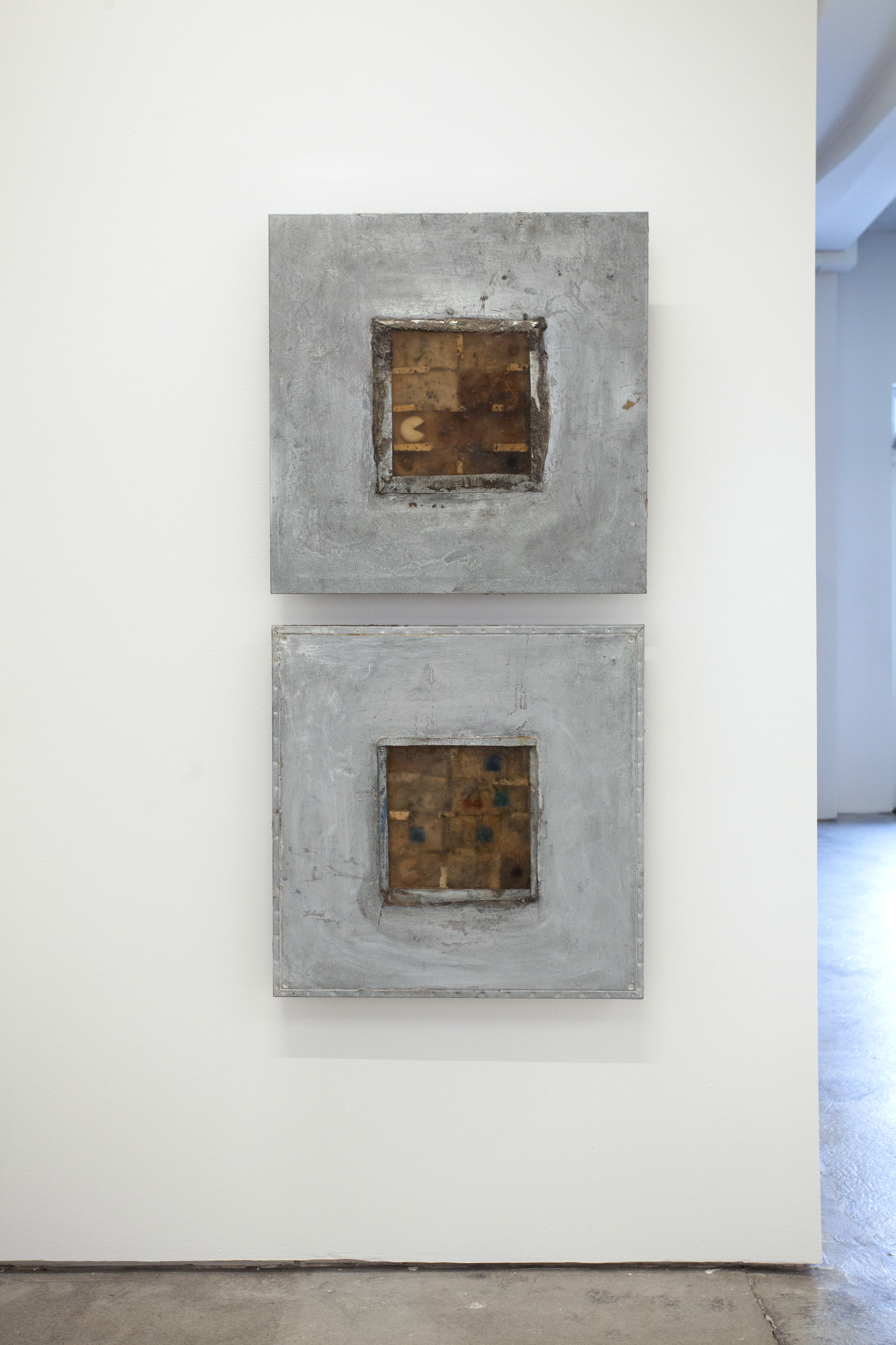 Stef Kamaris, Blue Pac Man 1 & 2, 2019. 