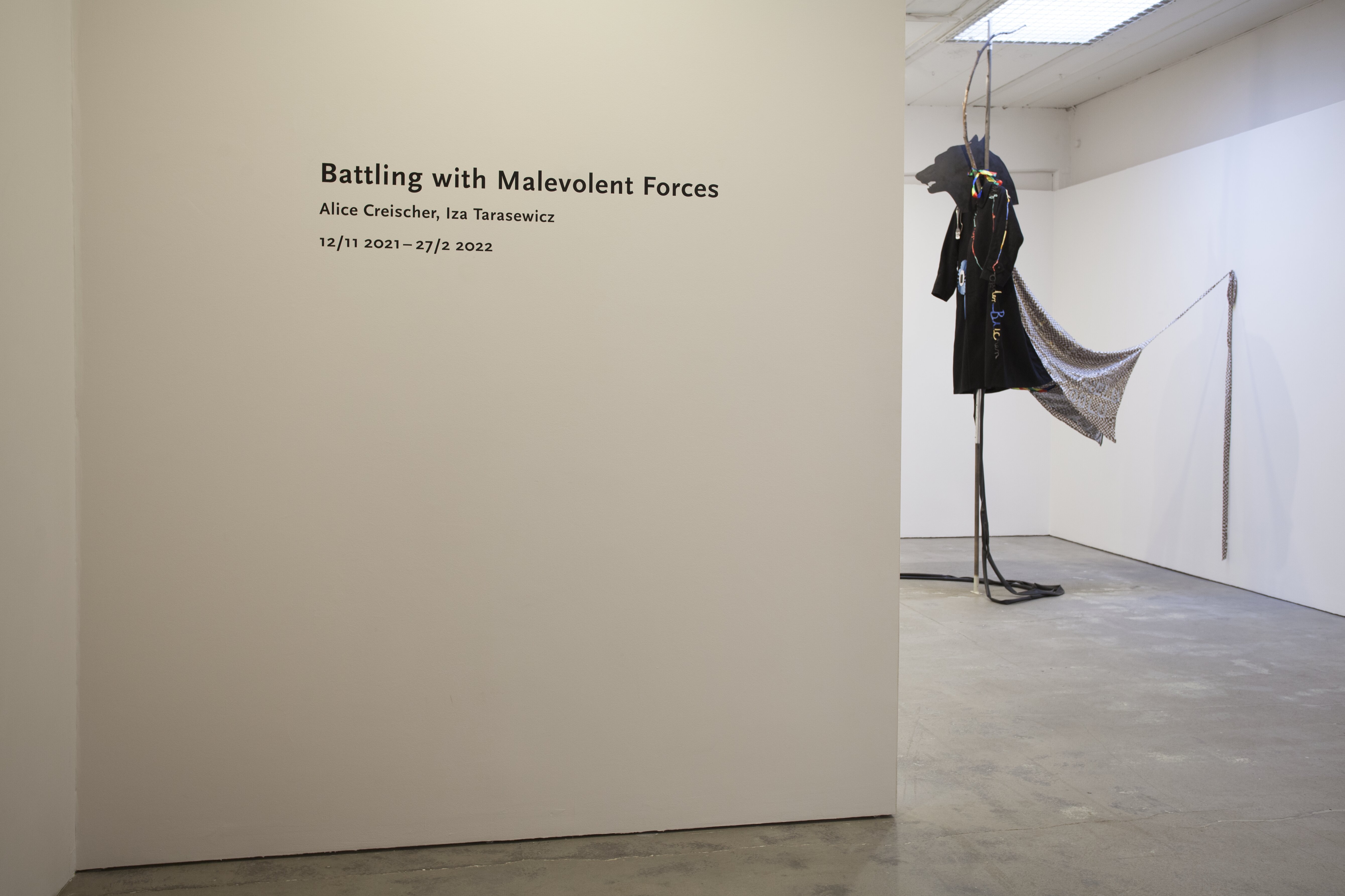 Battling with Malevolent Forces, installationsvy.