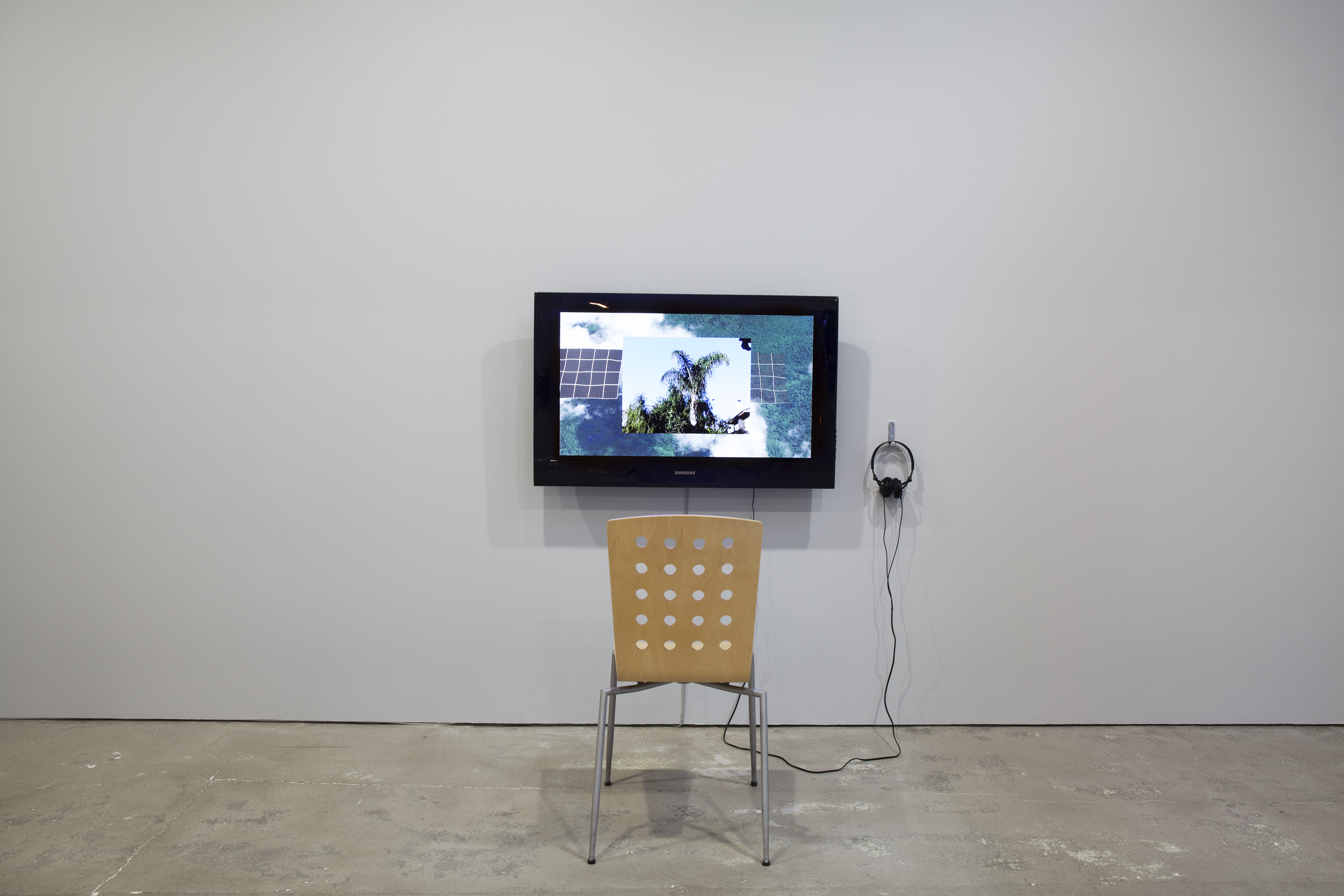 Graeme Arnfield, Sitting in Darkness, 2015.