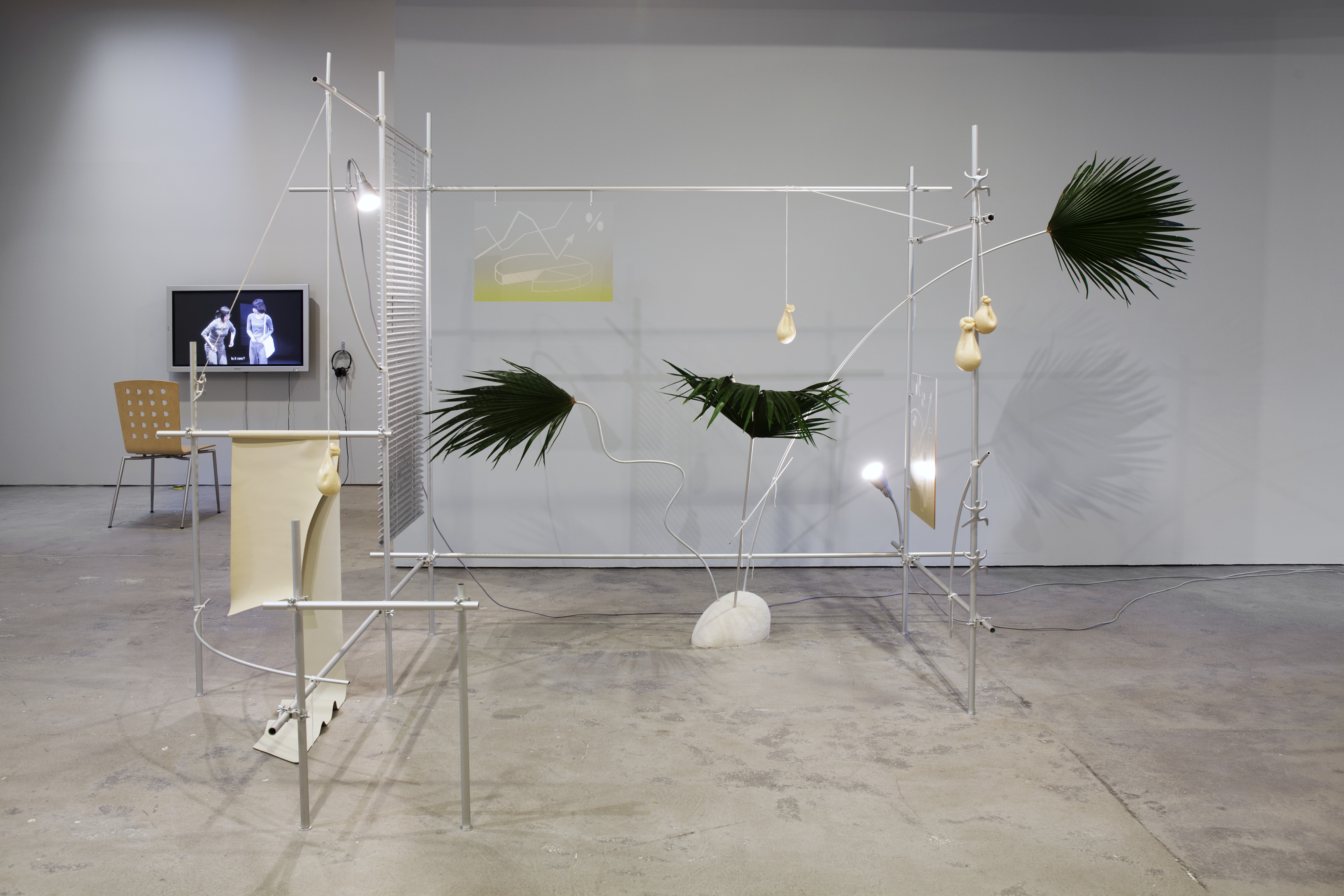 Daria Melnikova, Room 2. Fool's Gold, 2015.