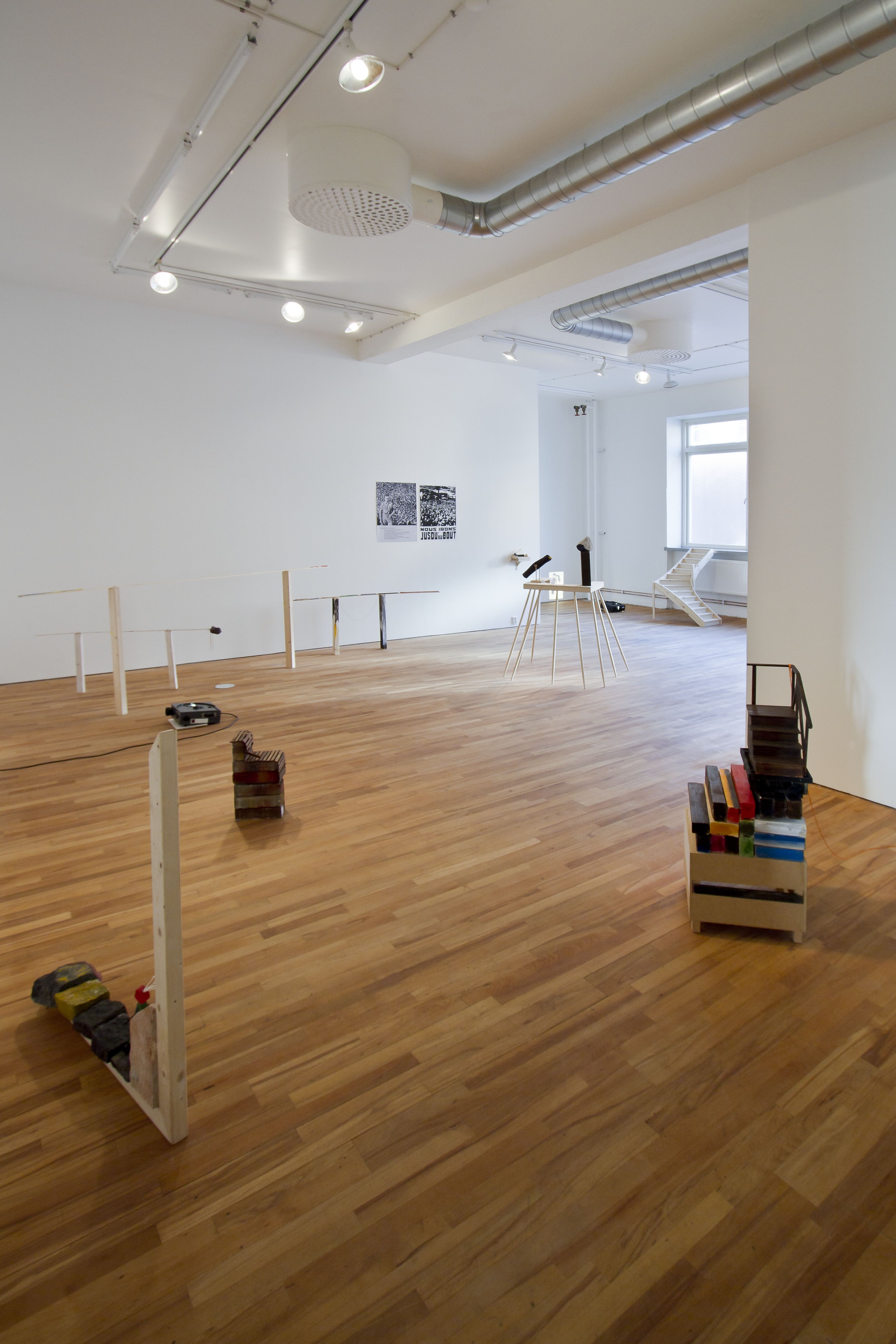  Velonis  Kostis Velonis, The Promise of Happiness. Installationsvy.