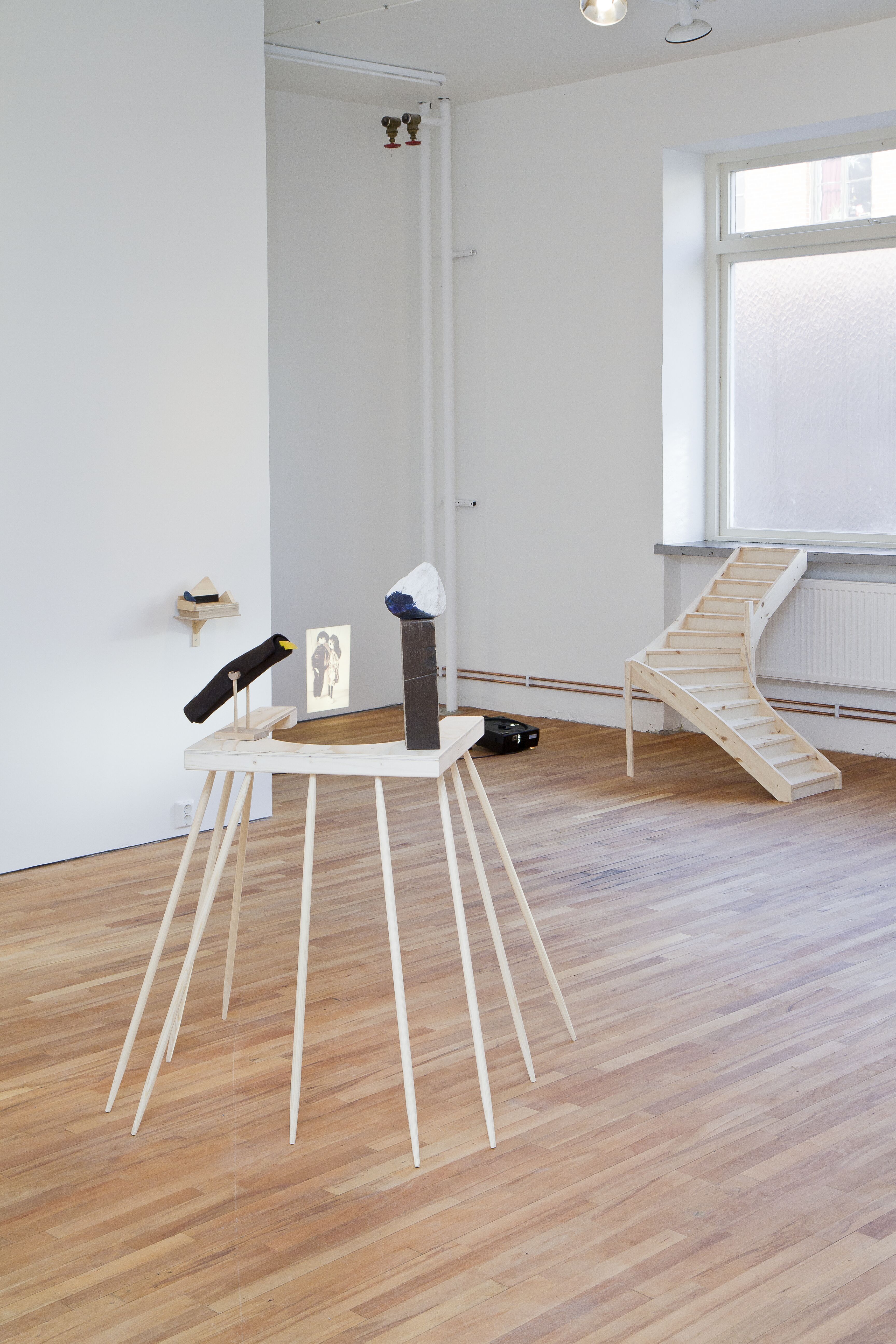  Velonis  Kostis Velonis, The Promise of Happiness. Installationsvy.