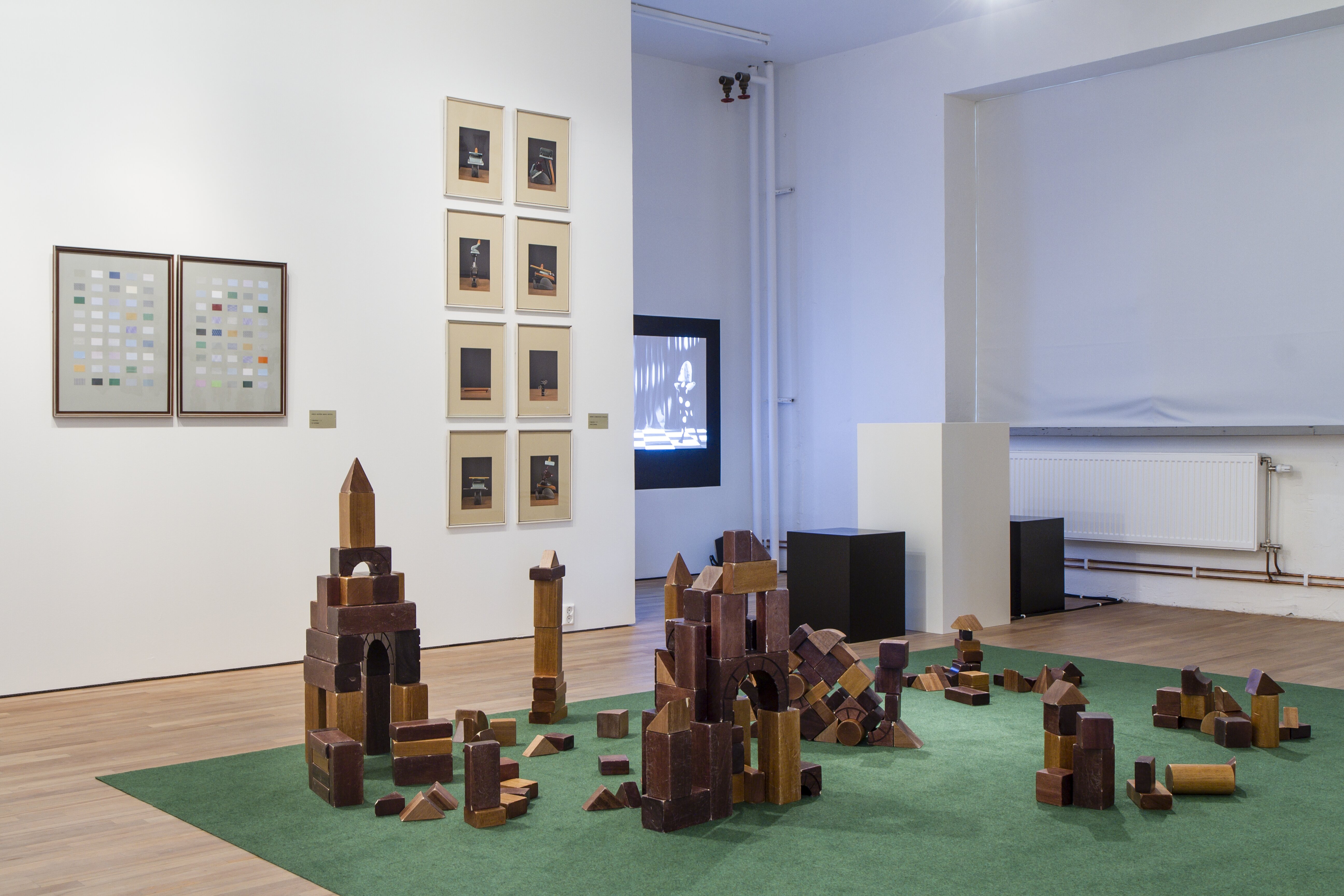 E as in Invisible, E as in Invincible, E as in Disappear. Installation view.