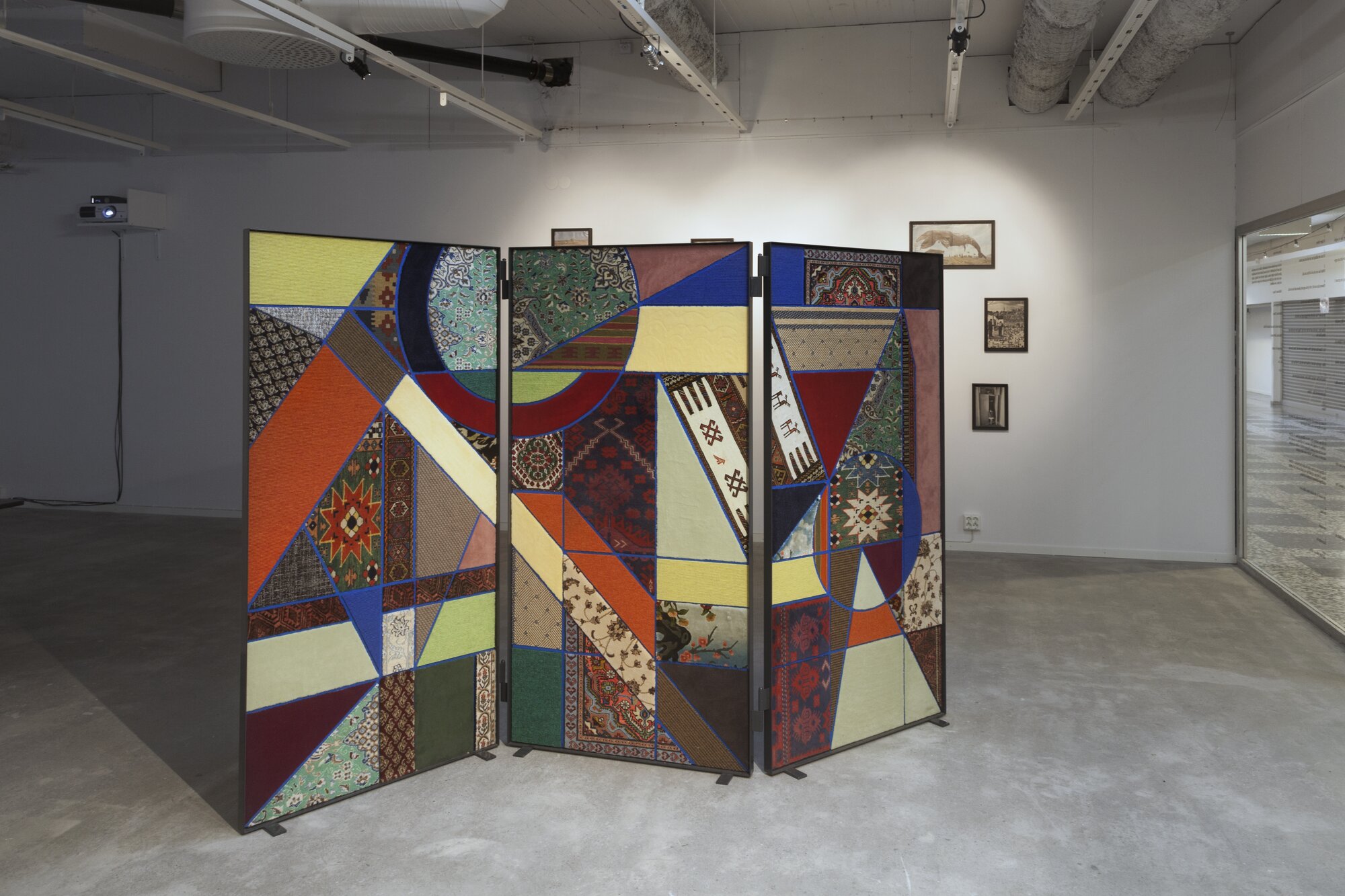 Nevin Aladag, Paravent/Social Fabric #3, 2013.