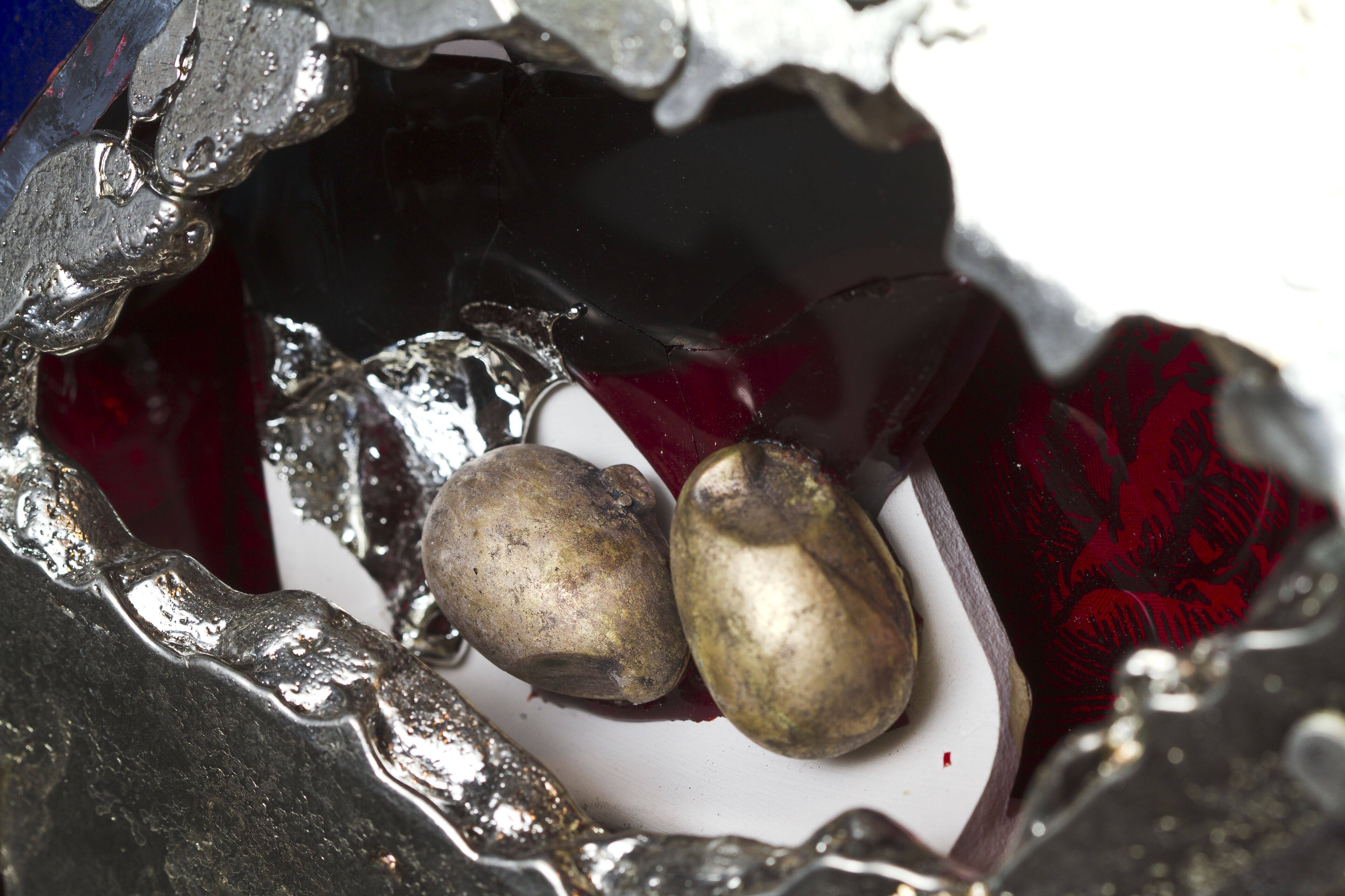 ucy Skaer, Liquidity in the Mind of the Fool, 2012. Detail.