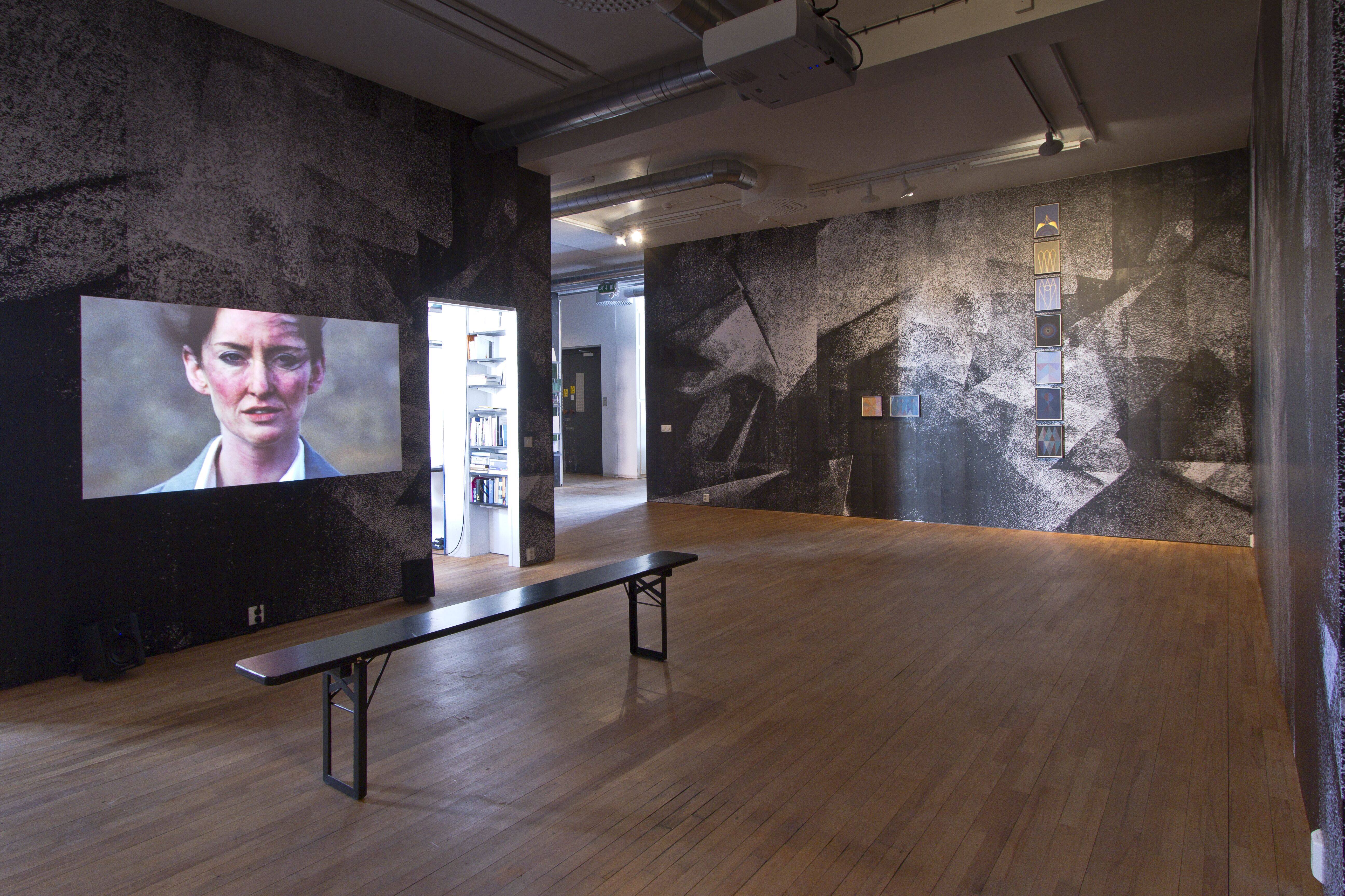 Above the Rim of the Glass. Installationsvy.