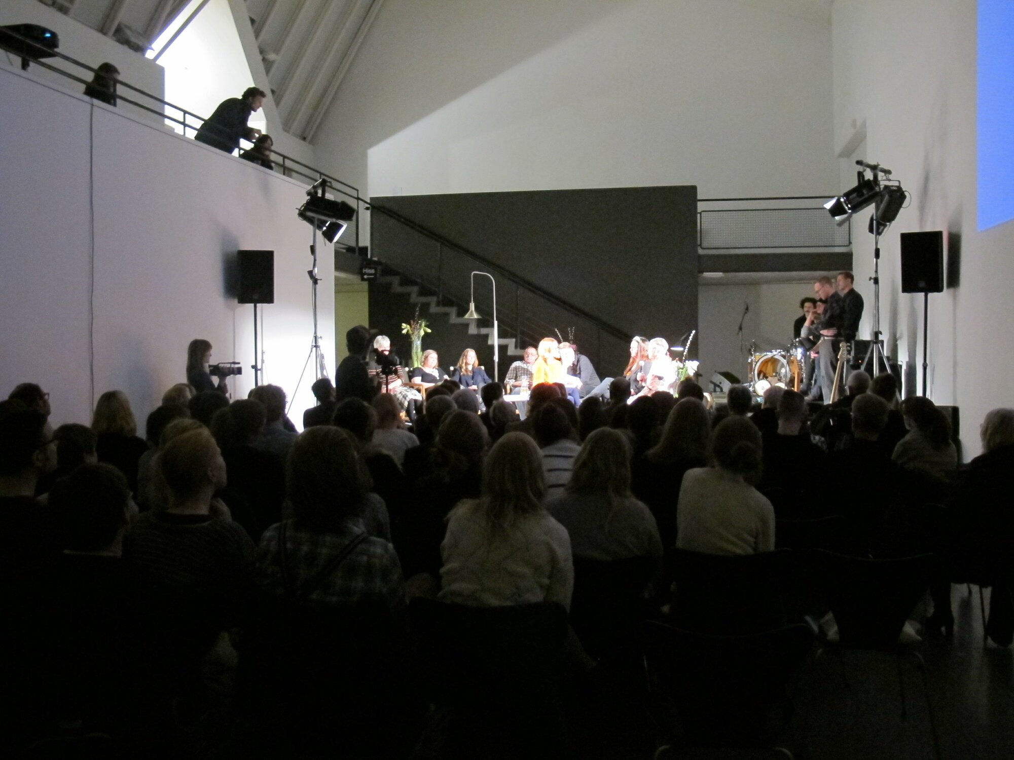 Art & Life - A talk show by Kerstin Cmelka, 2012.