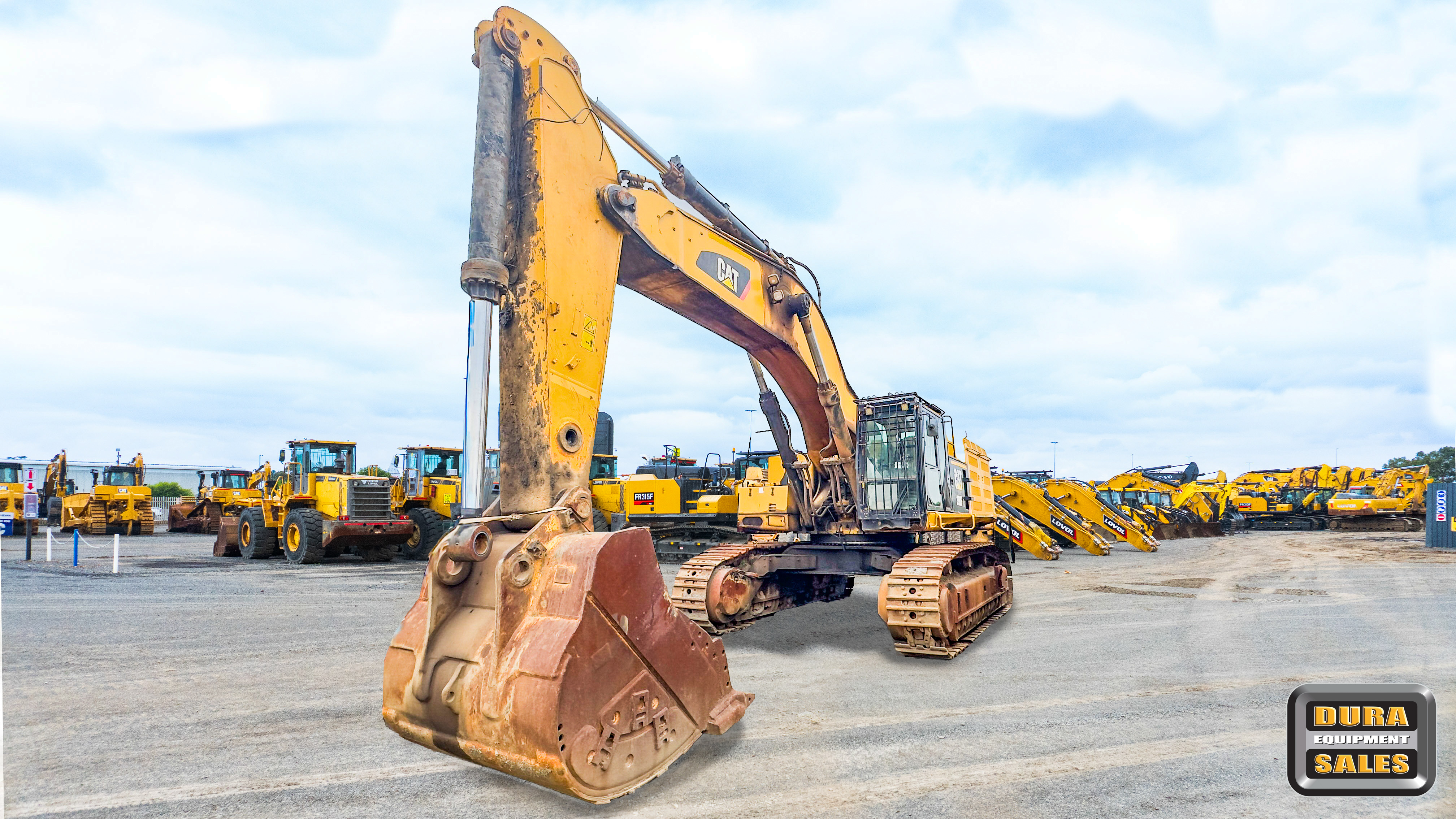 CAT 390FL