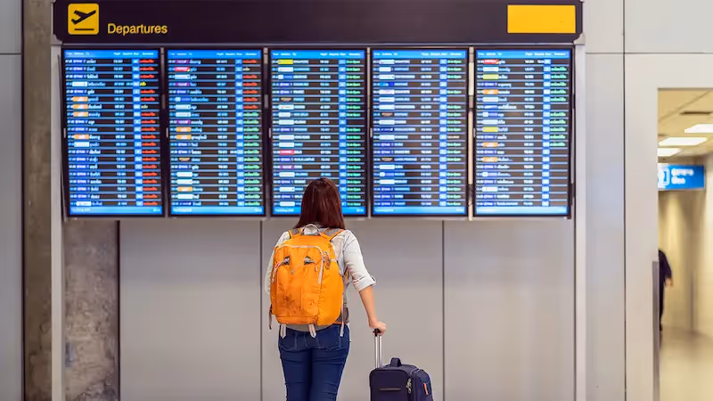 Top Benefits of Implementing Airport Digital Signage