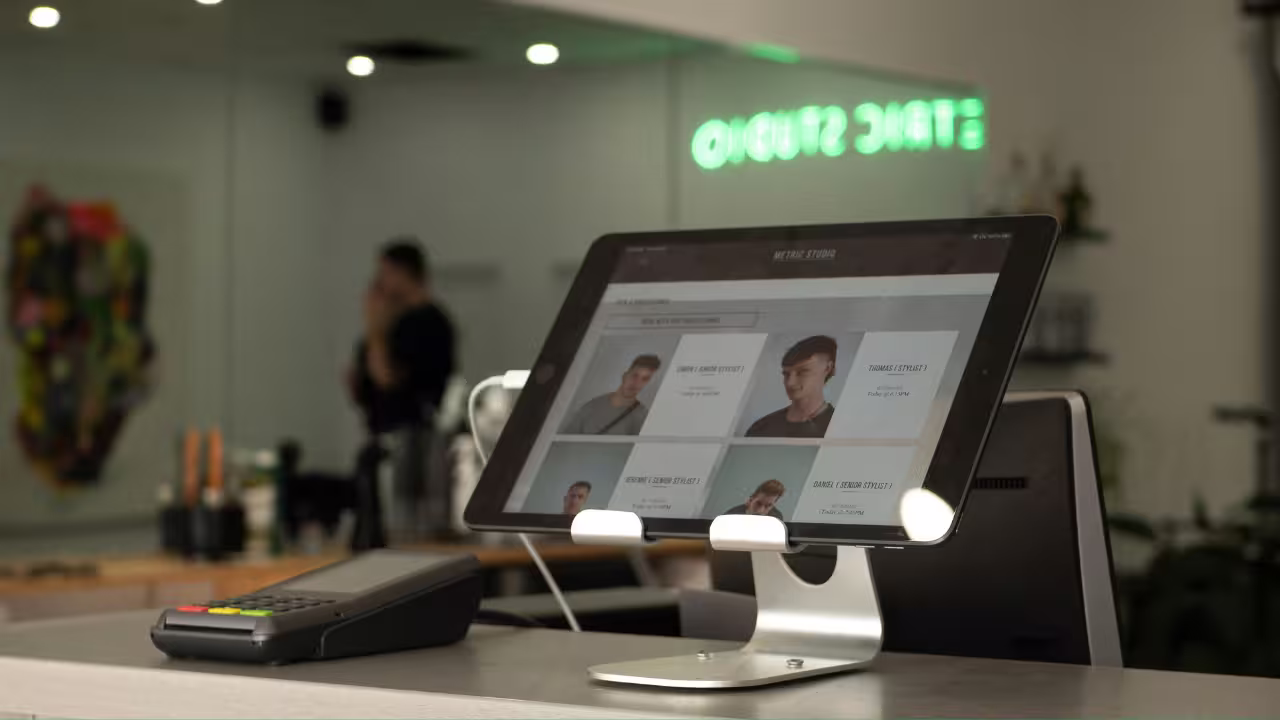 Point of Purchase Displays: Types, Benefits, and Real Examples