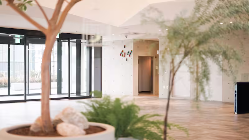 10 Content Ideas for Real Estate Lobby & Window Displays