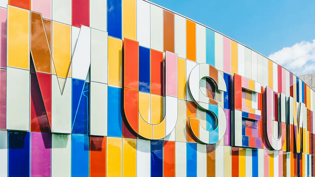 Experiential Signage: The Path to an Unforgettable Customer Experience