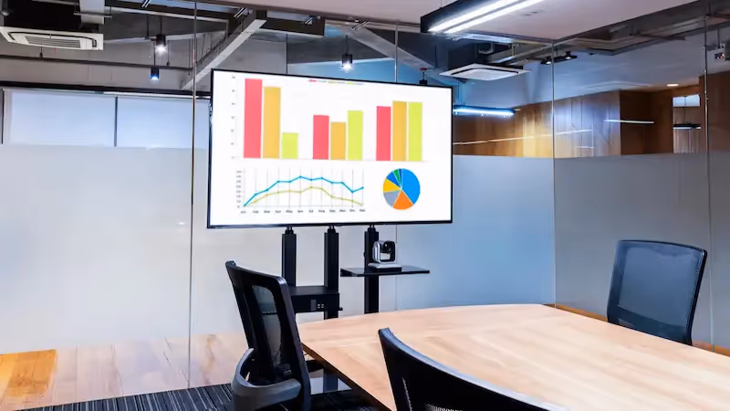 PowerPoint for Digital Signage: The Easiest Way to Display