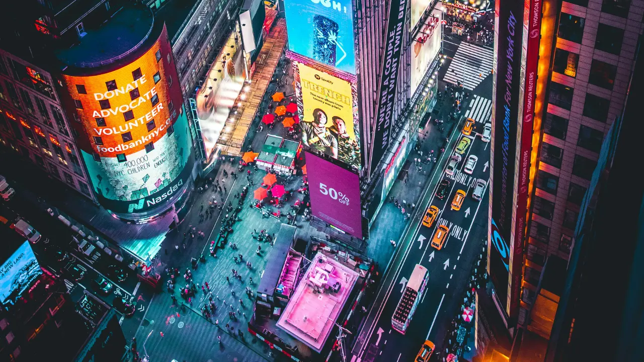 Digital Signage Integration for Advertising Agencies: A Smart Move