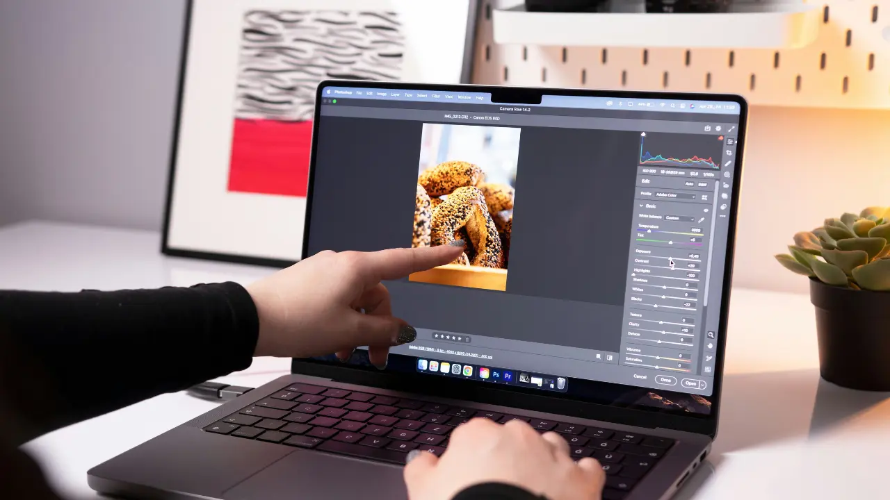 Key Rules for Creating Outstanding Digital Signage Content