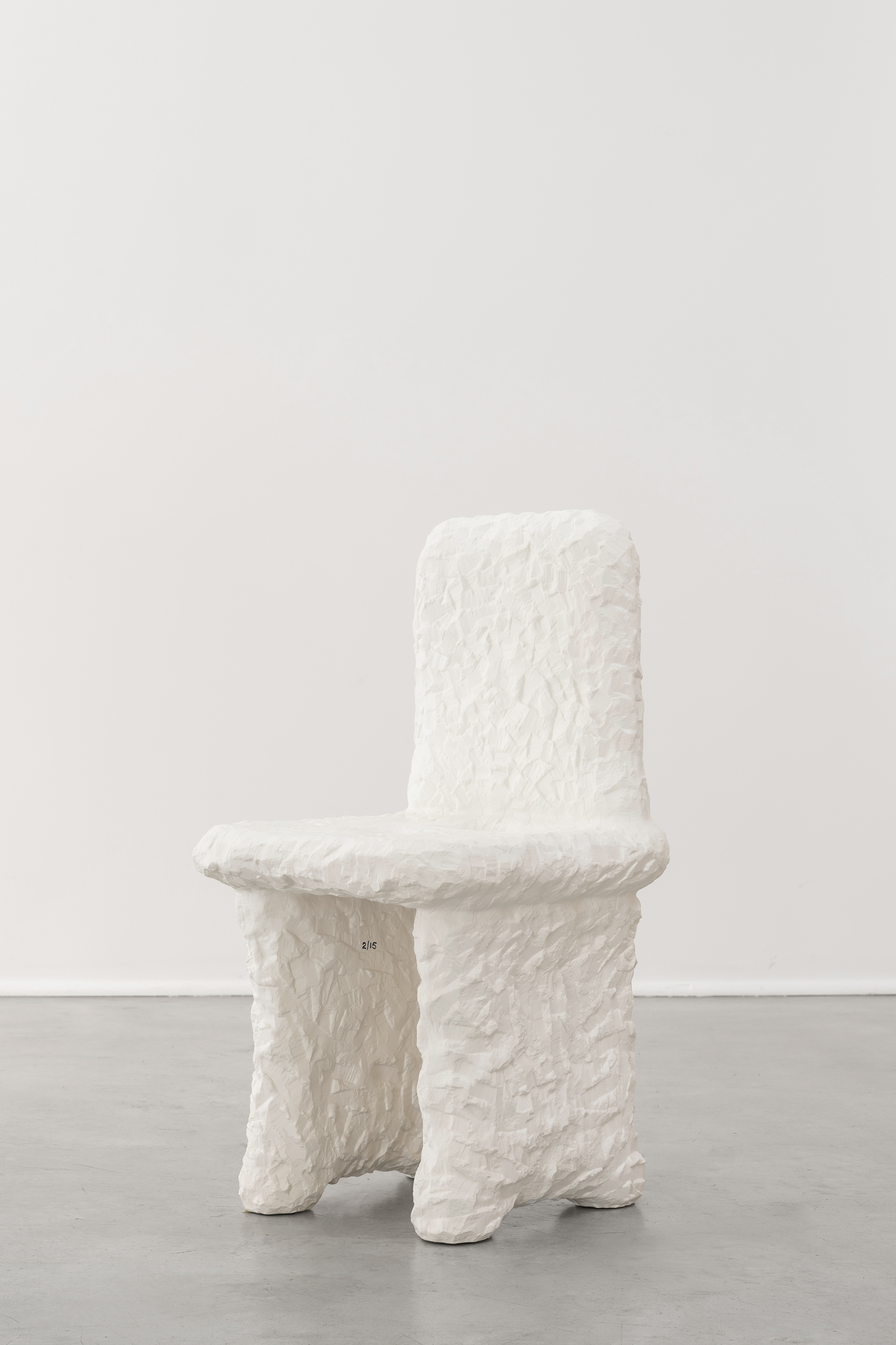 Crockery Chair (B)