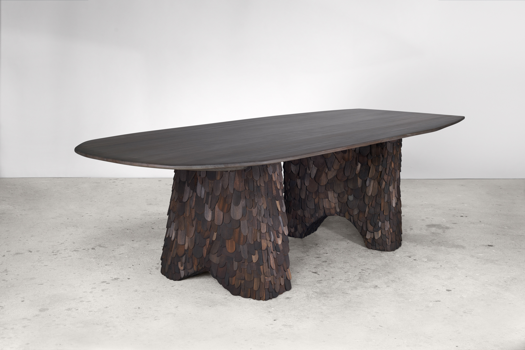 Armadillo Dining Table