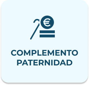 Icono de mano sosteniendo moneda con símbolo de euro y texto Complemento Paternidad en un recuadro azul claro
