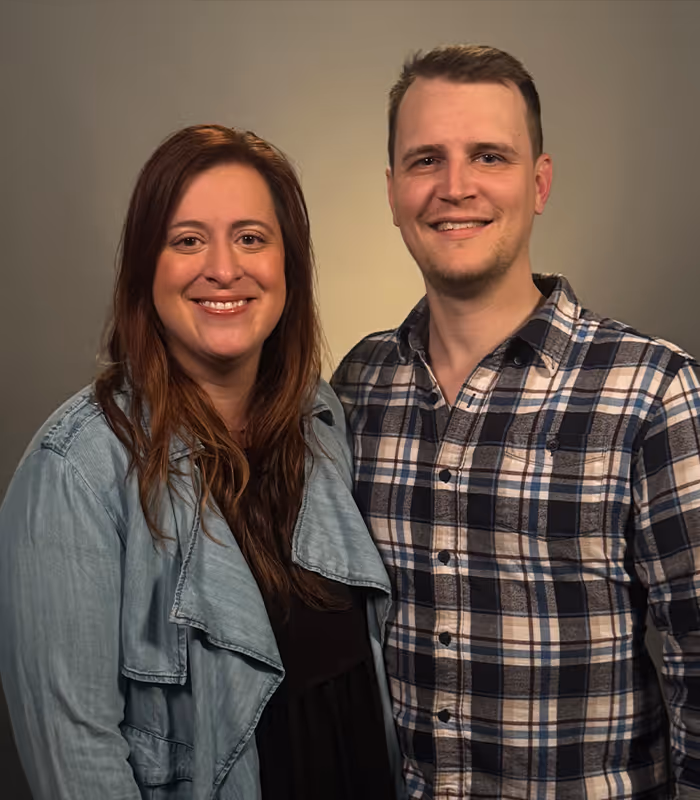 Media Sara & Alan Briggs