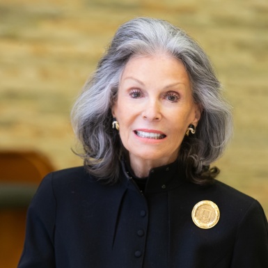 Meryl Comer