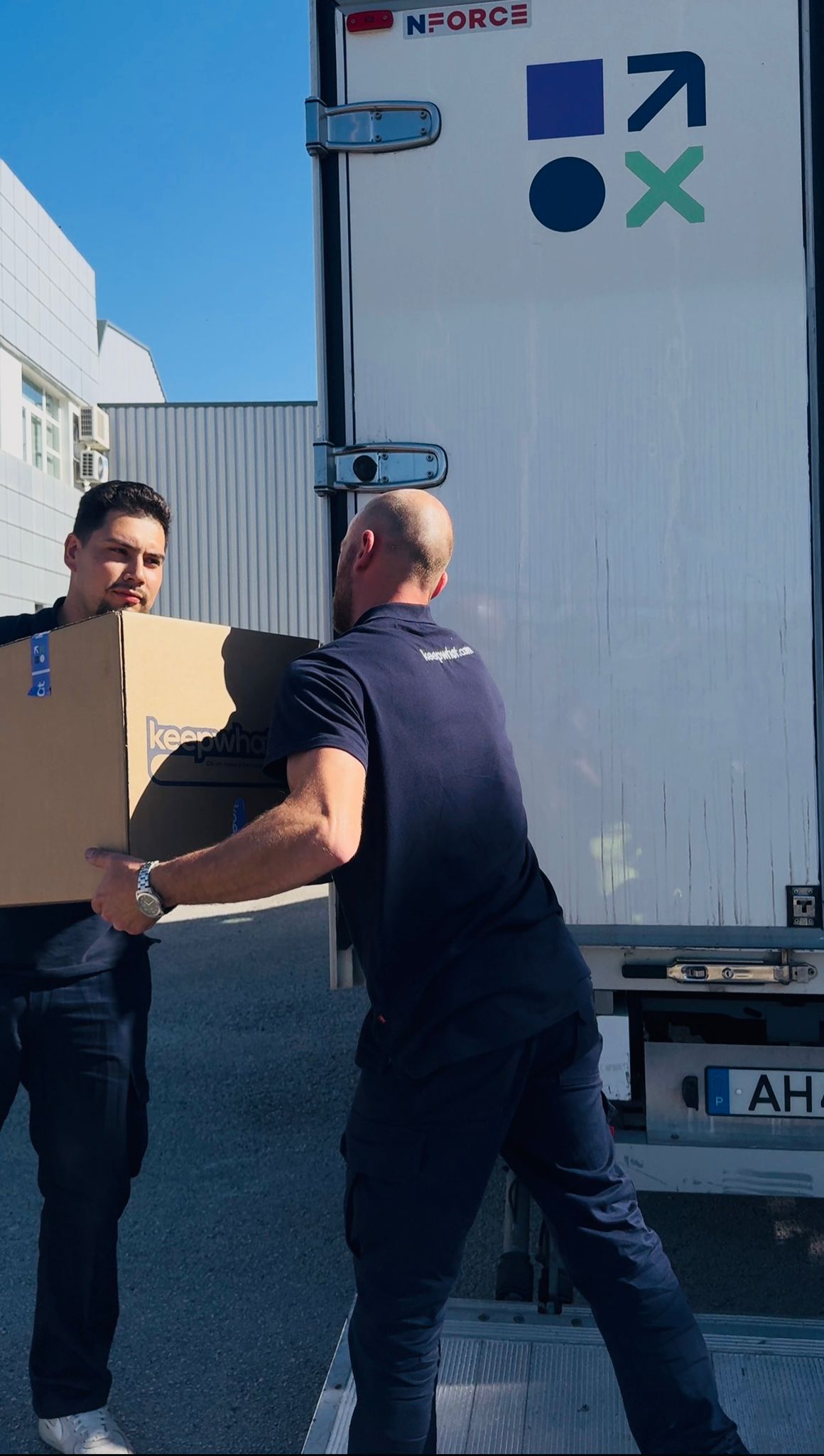 Corredor de boxes de self storage tradicional