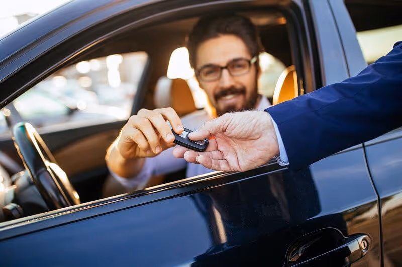 Alquilar tu coche: ¿Una buena idea para ganar un sueldo extra? | Vivus.es