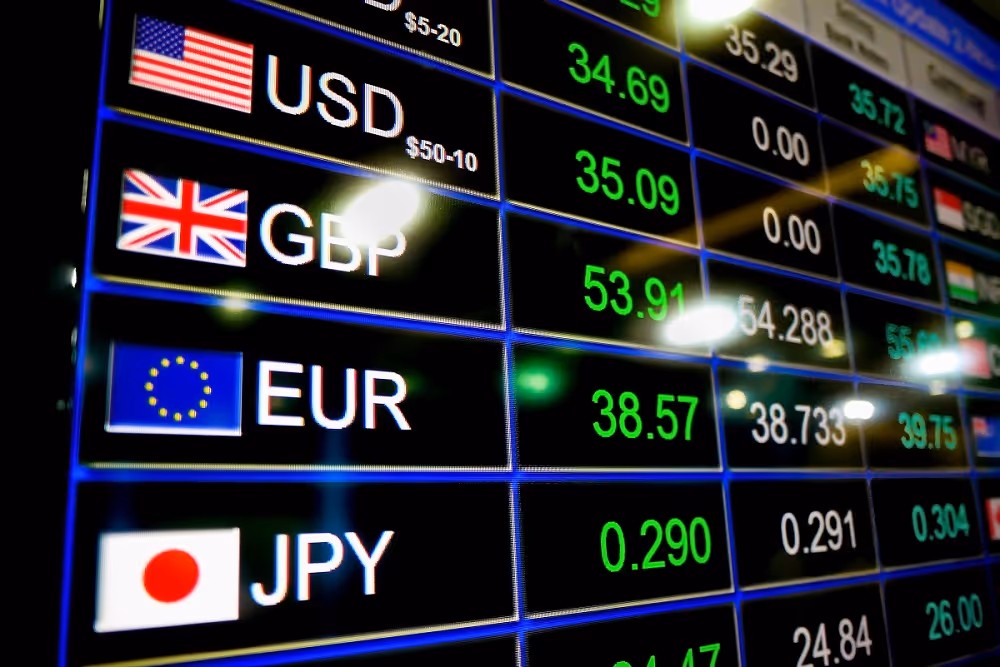 Guía básica para ahorrar en el cambio de moneda