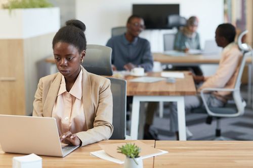 What is a compensation analysis and how to run one (+ FREE downloadable template)