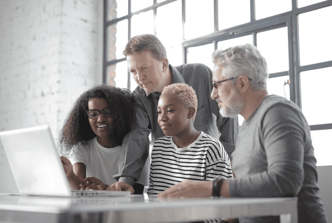 What should an employee information form include? + template