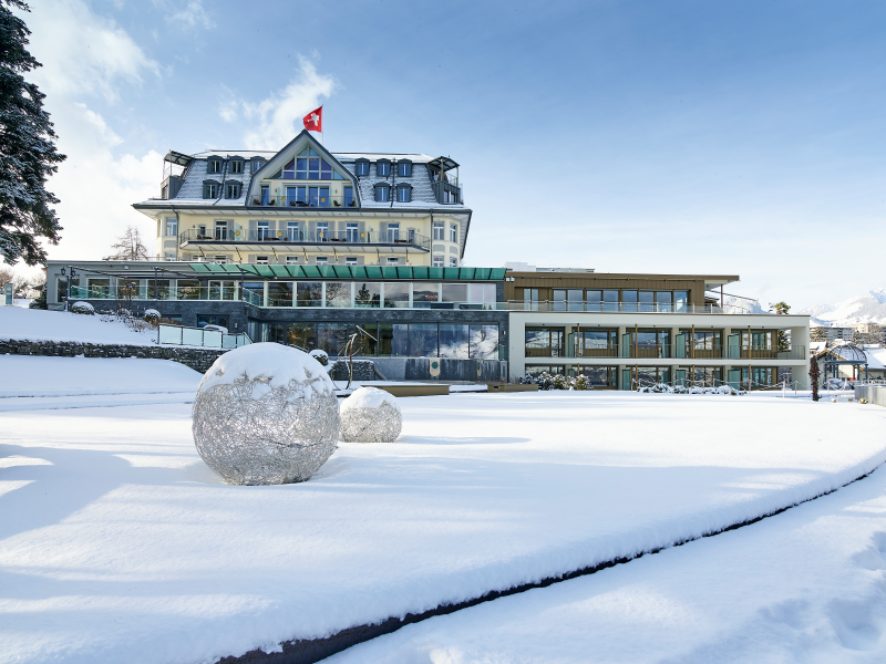View of the Belvédère Strandhotel from the hotel park