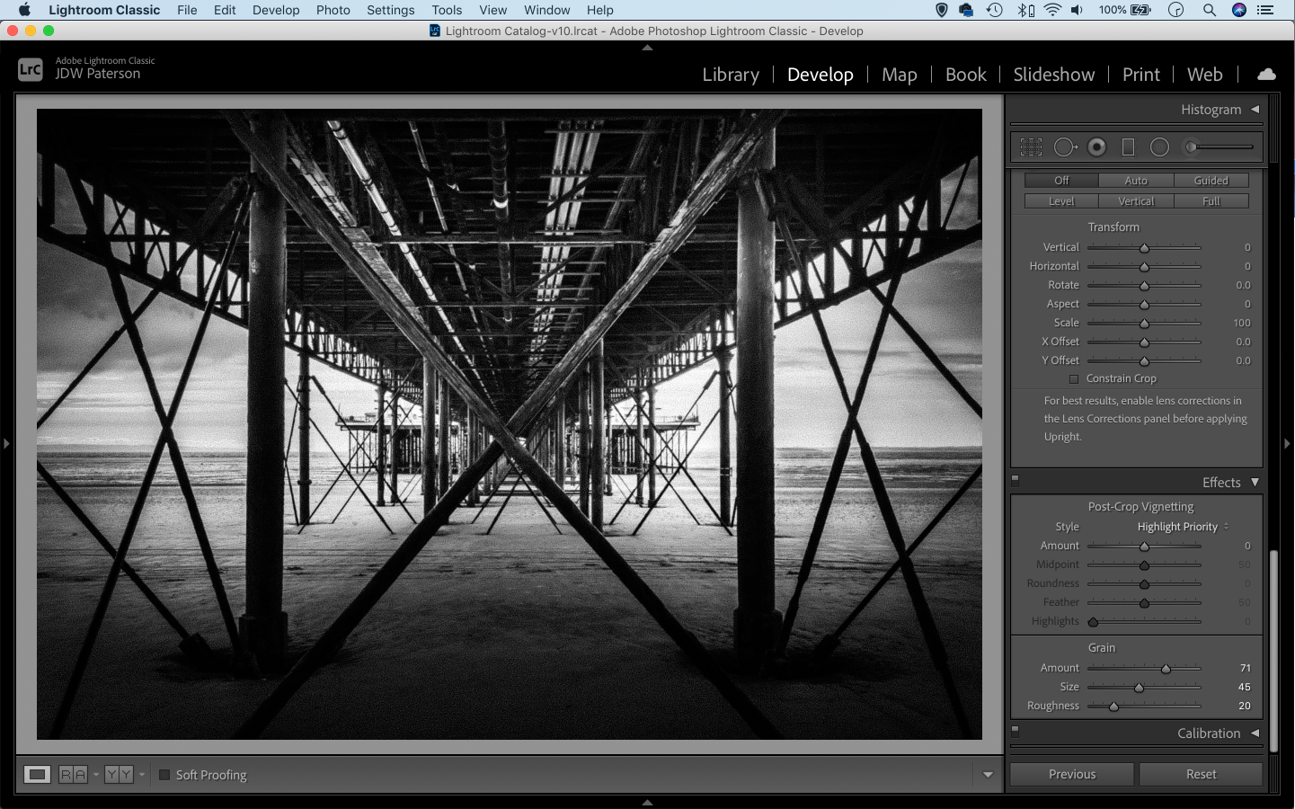 Sceenshot of the grain sliders in Adobe Lightroom