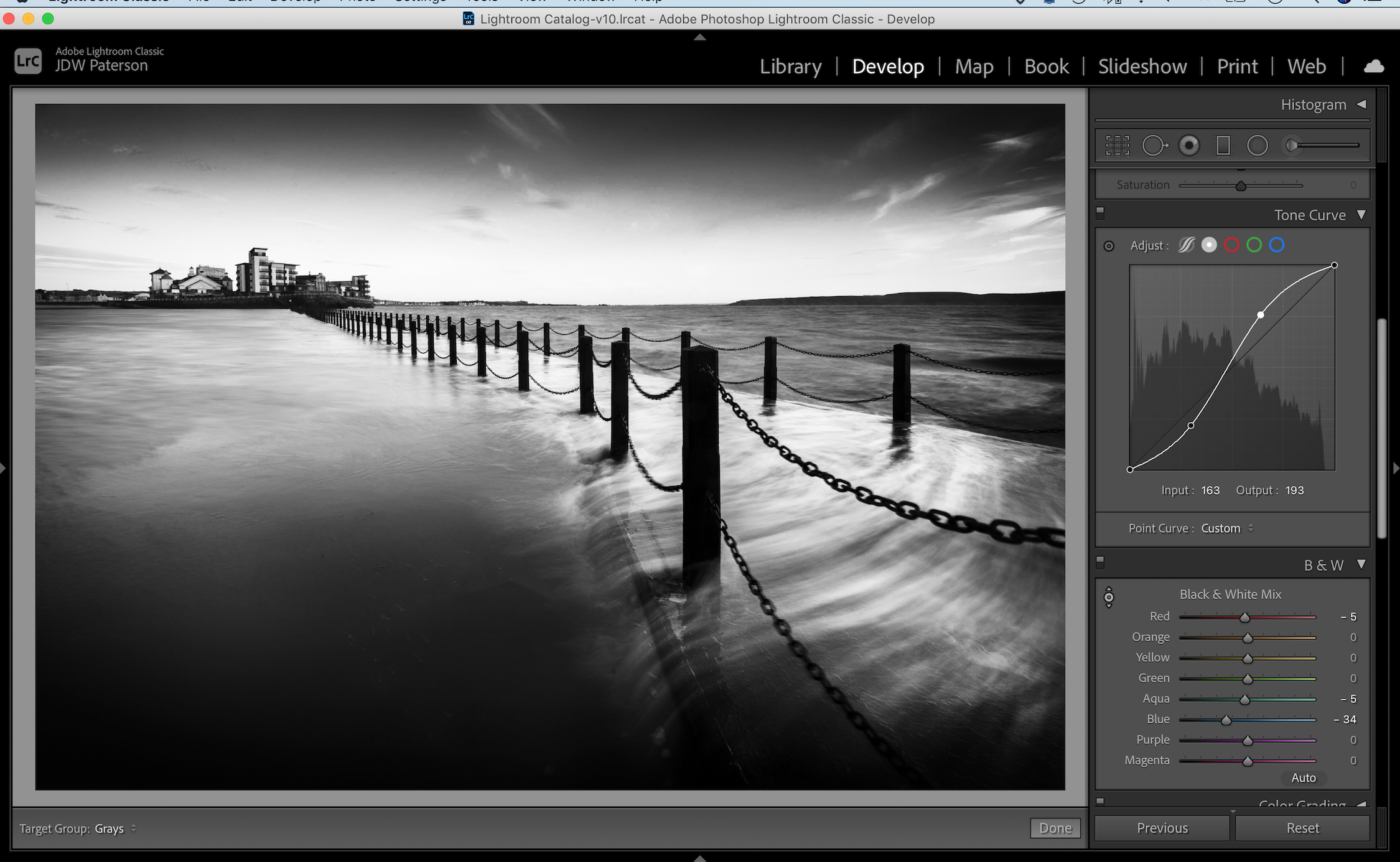 Screenshot showing the tone curve in Lightroom