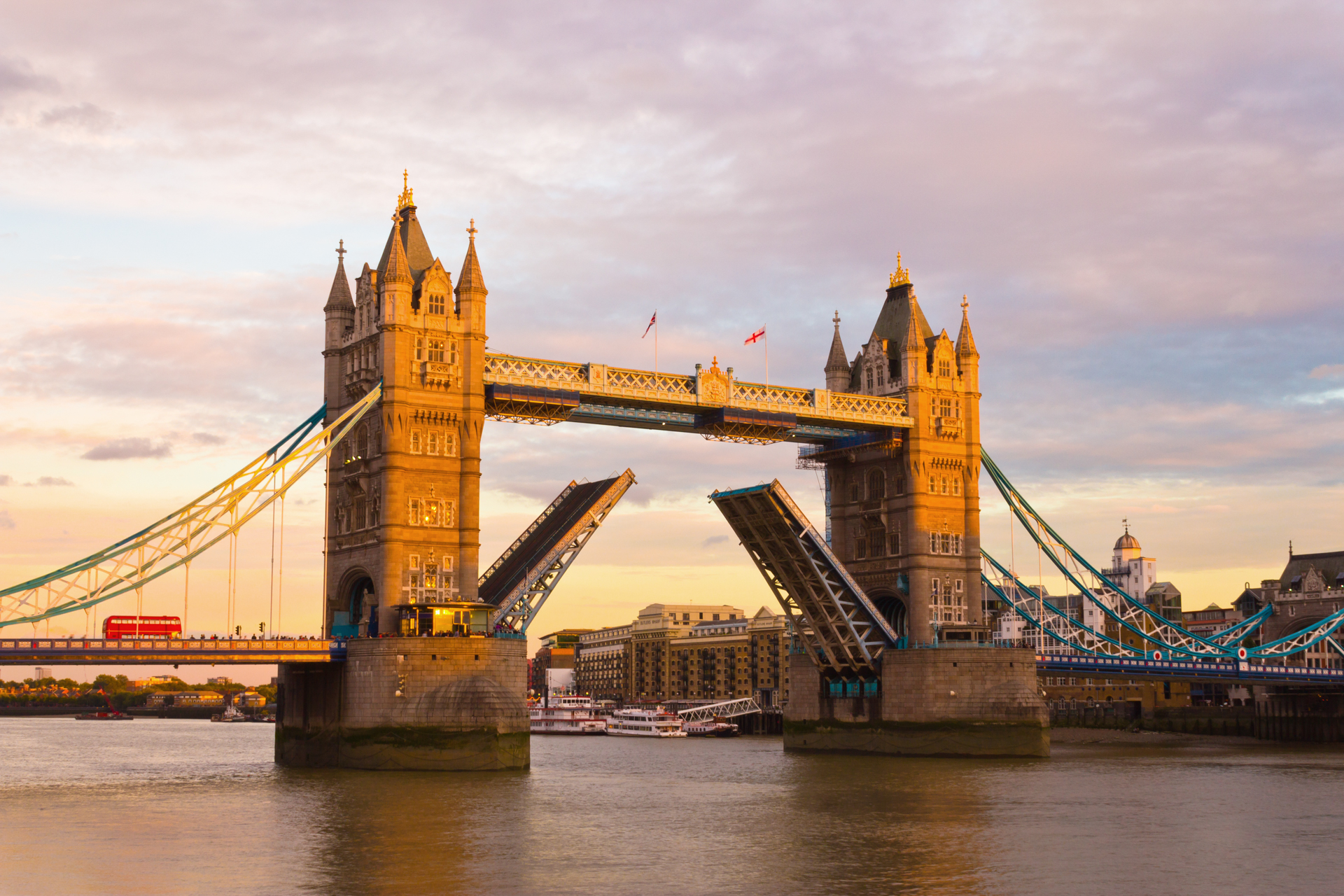 Tower Bridge at dusk in sRGB color space