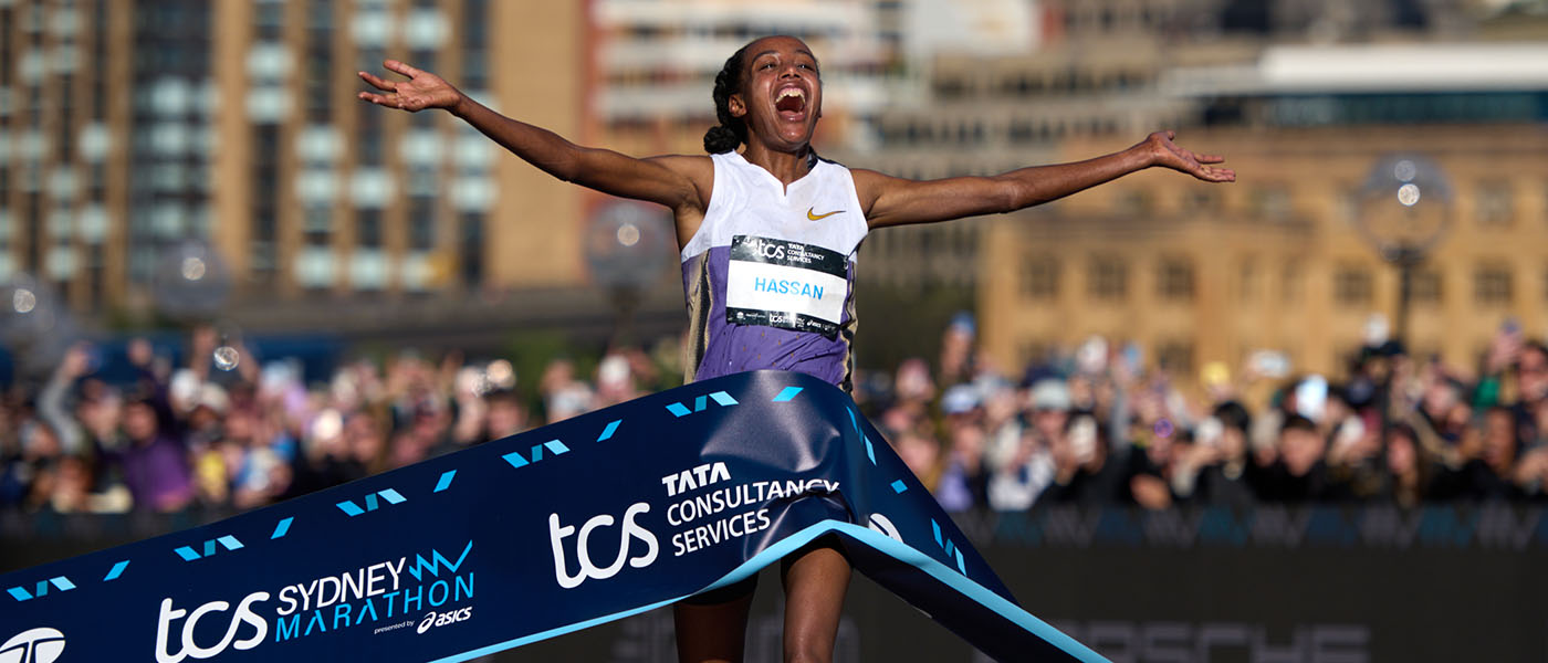 Sifan Hassan smashed the course record in Sydney to win her third AWMM