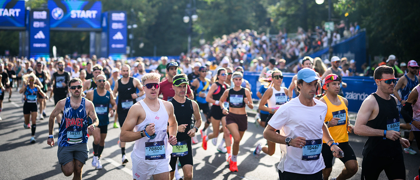 Runners begin the 2025 Berlin Marathon