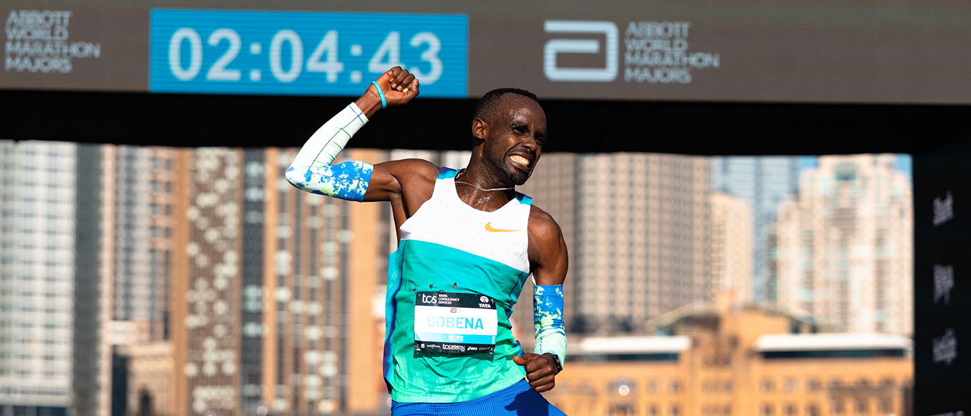 Addisu Gobena celebrates winning the Sydney Marathon