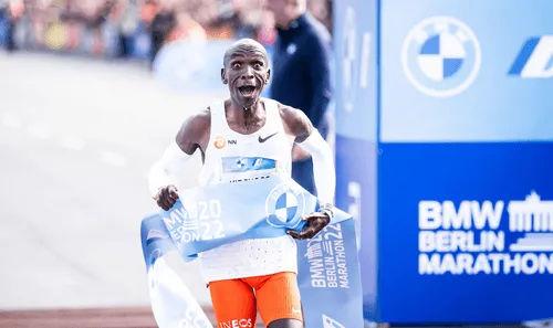 Elite athlete finishing the Berlin marathon