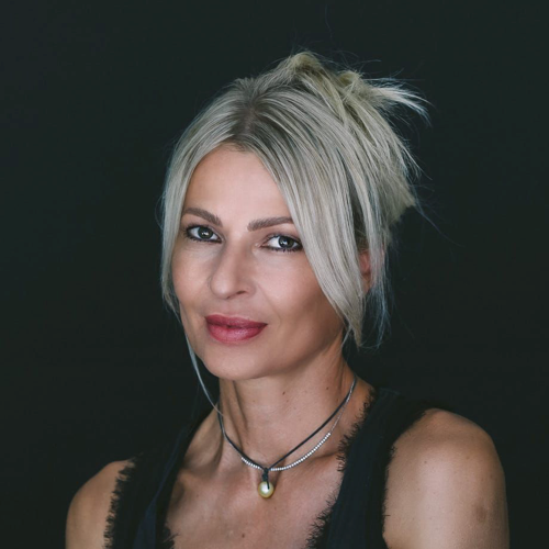 Nina Menkynová, certifikovaná terapeutka