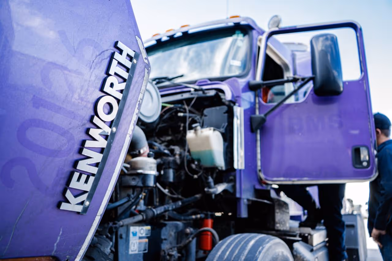 Kenworth AG400L suspension