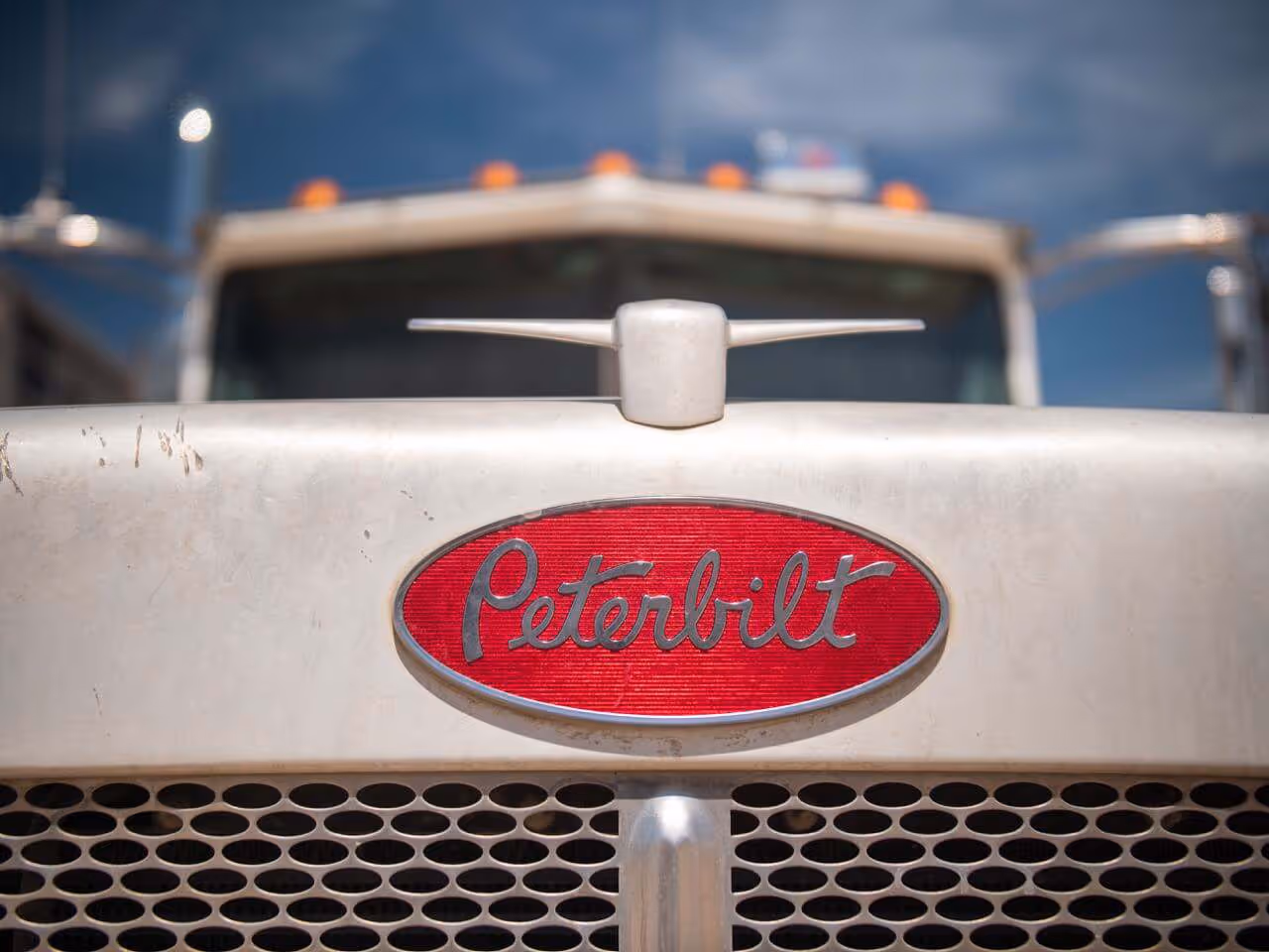 Peterbilt Model 579