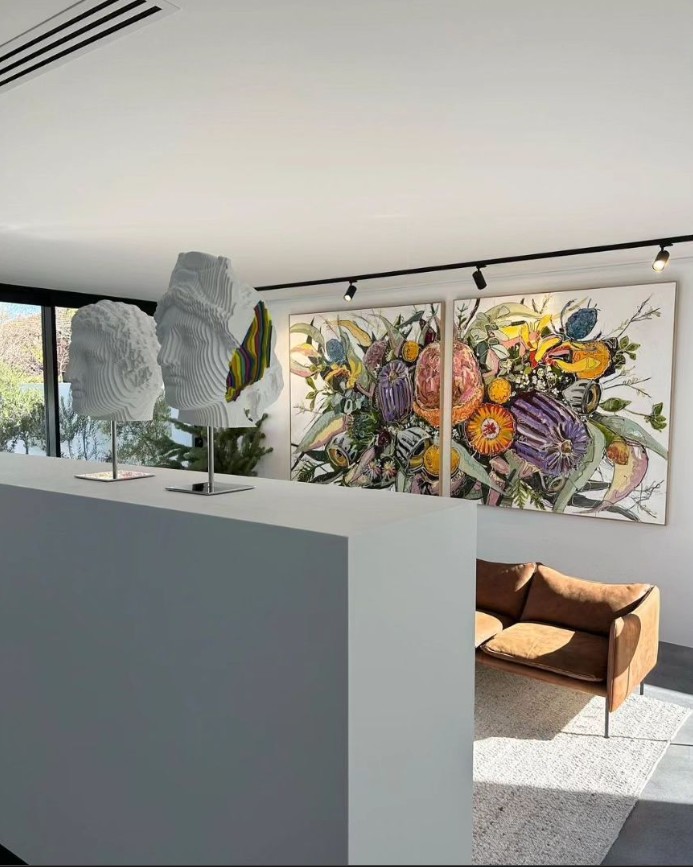 Aidan Weichard - Australian Artist - Collectors - Contemporary Painting In situ 