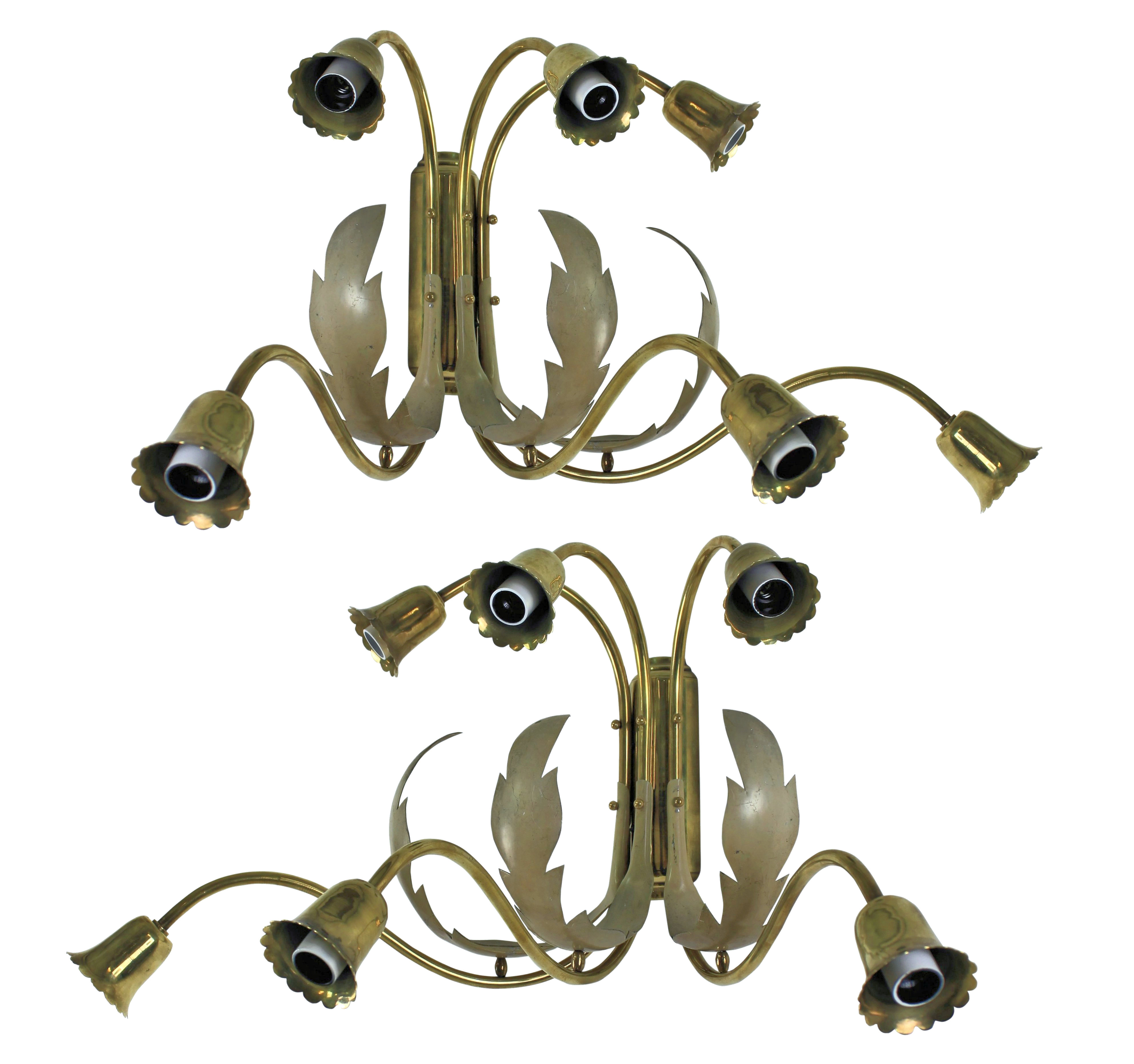 A PAIR OF LARGE MID-CENTURY ITALIAN SCONCES