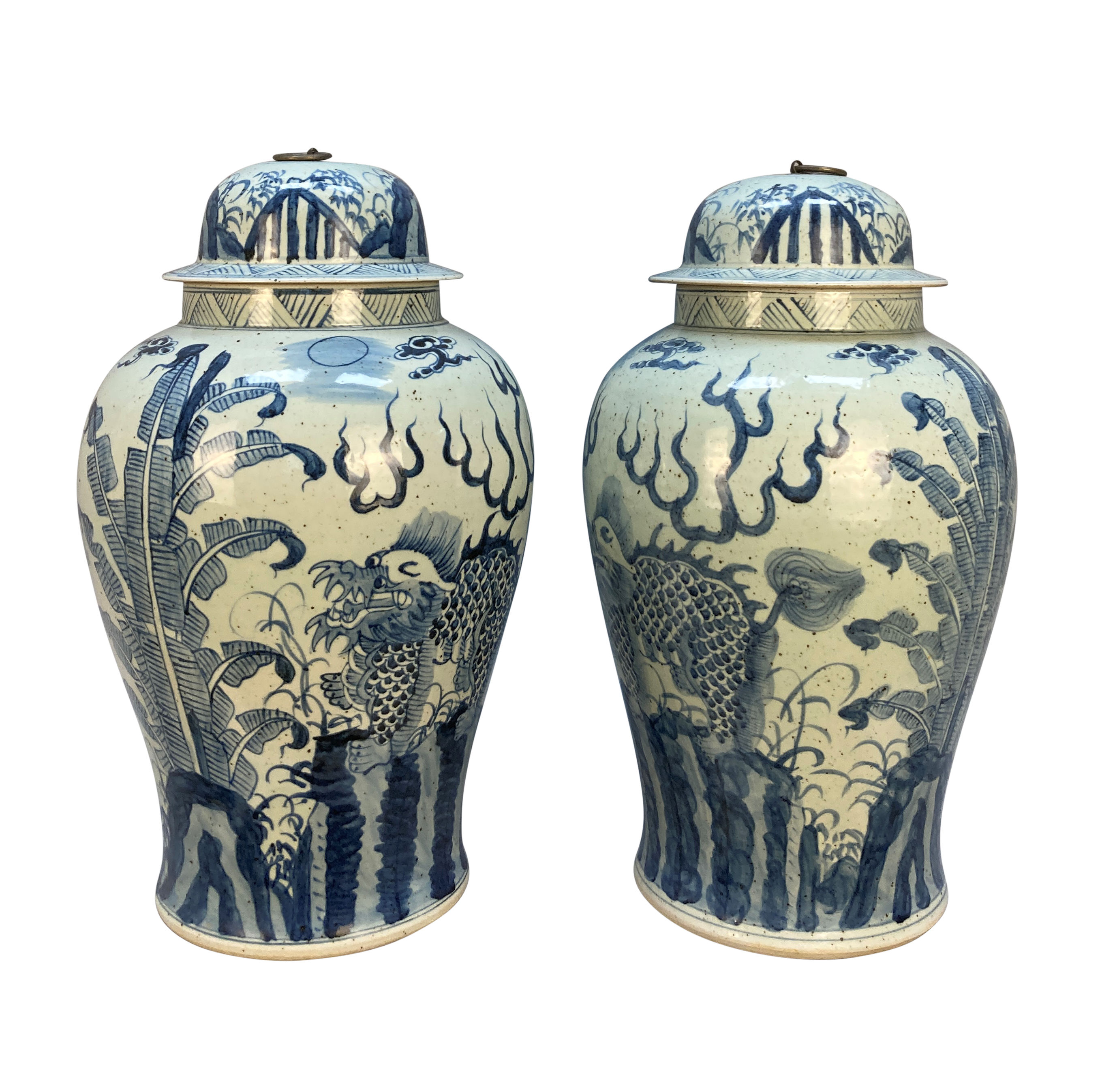 A PAIR OF LARGE CHINESE BLUE & WHITE VASES WITH COVERS, DEPICTING FERNS
