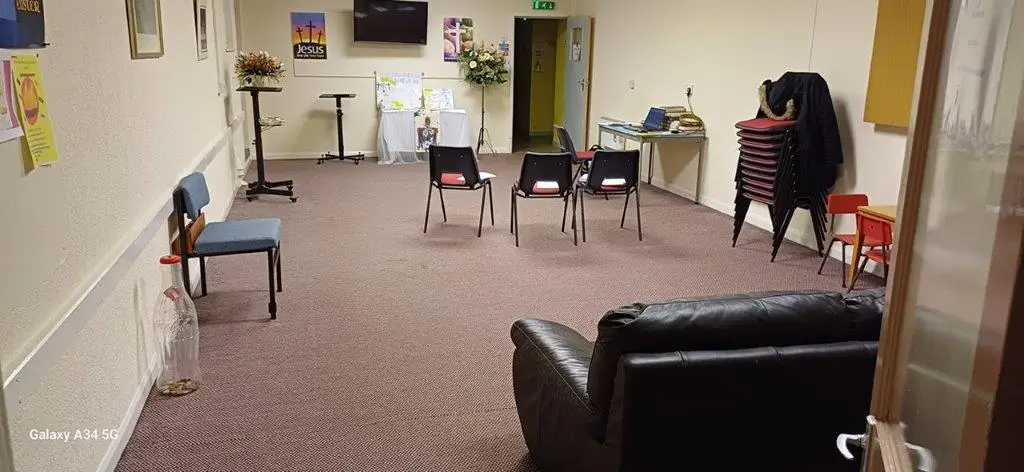 Waltham Cross Baptist Church Lounge/Conference Room
