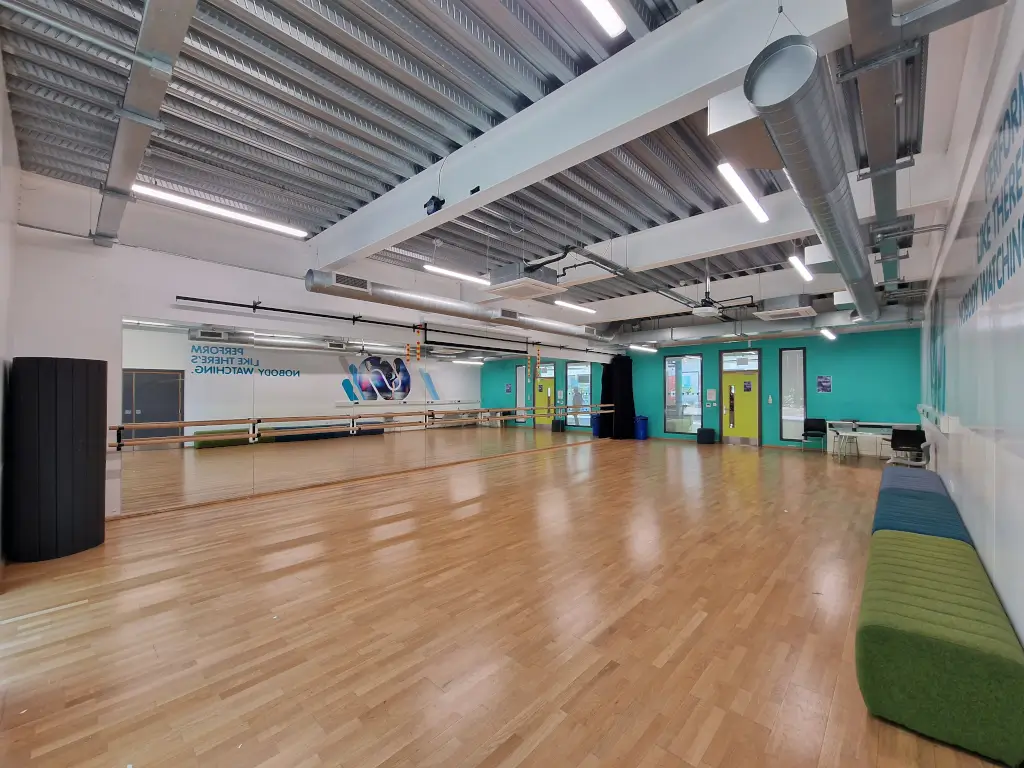 Unitas, Barnet Youth Zone Dance Studio