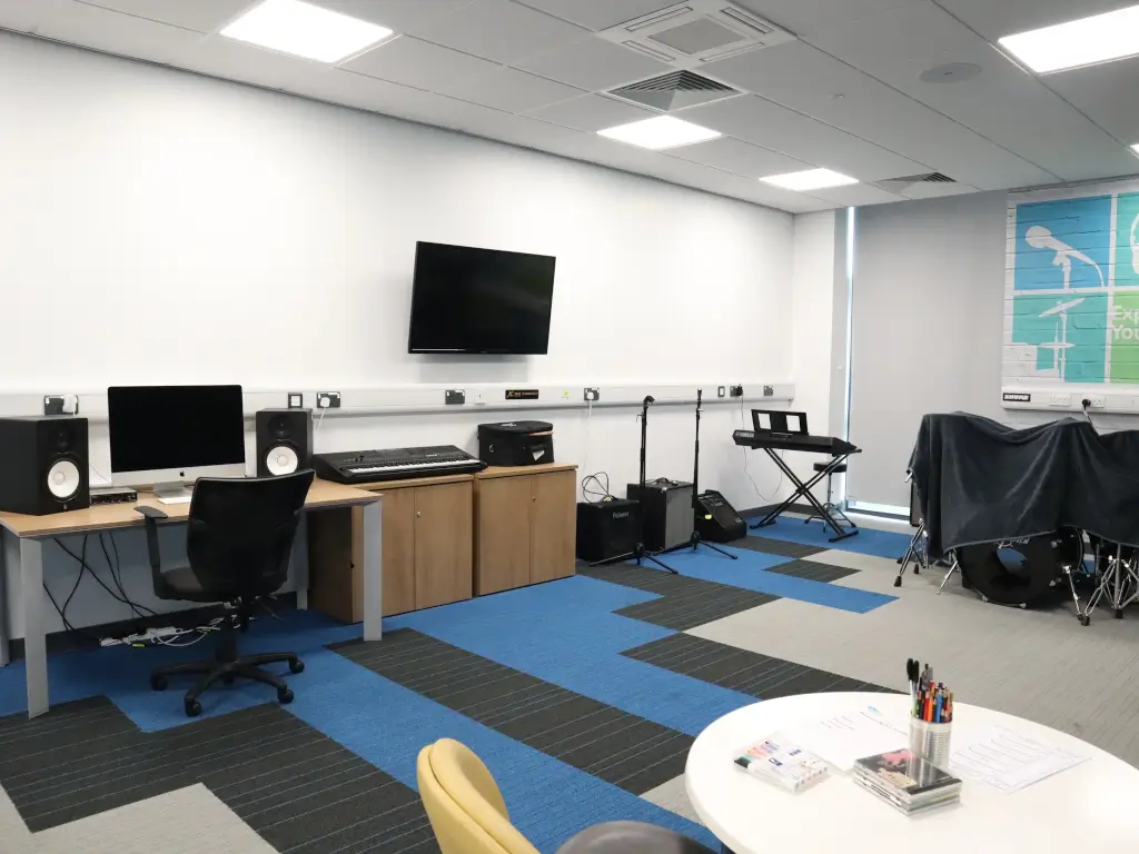 Unitas Youth Zone Music Room