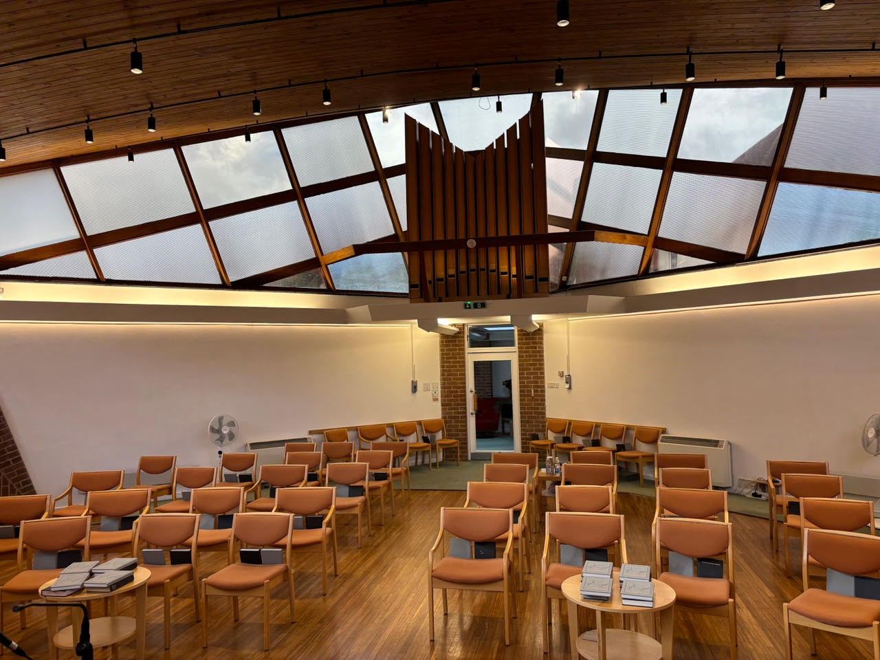 Christian Science Church in Claygate, Esher Auditorium