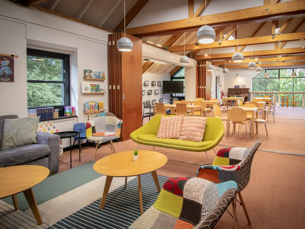 Christ Church Roxeth The Lounge