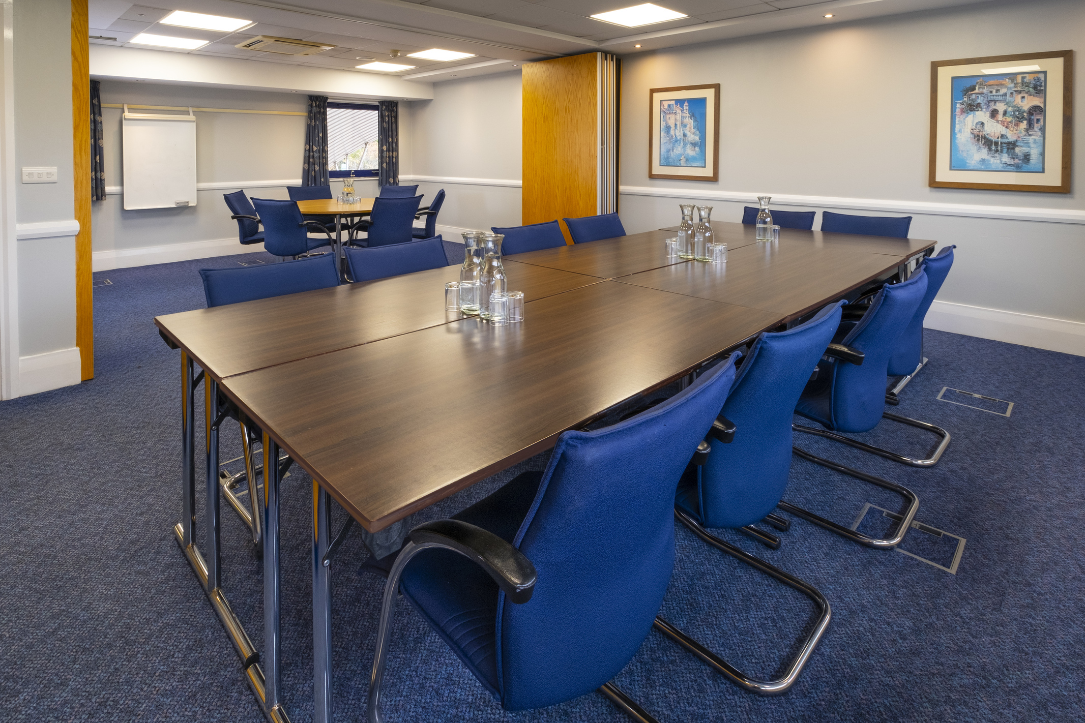 Holiday Inn Express Northampton - South Great Houghton